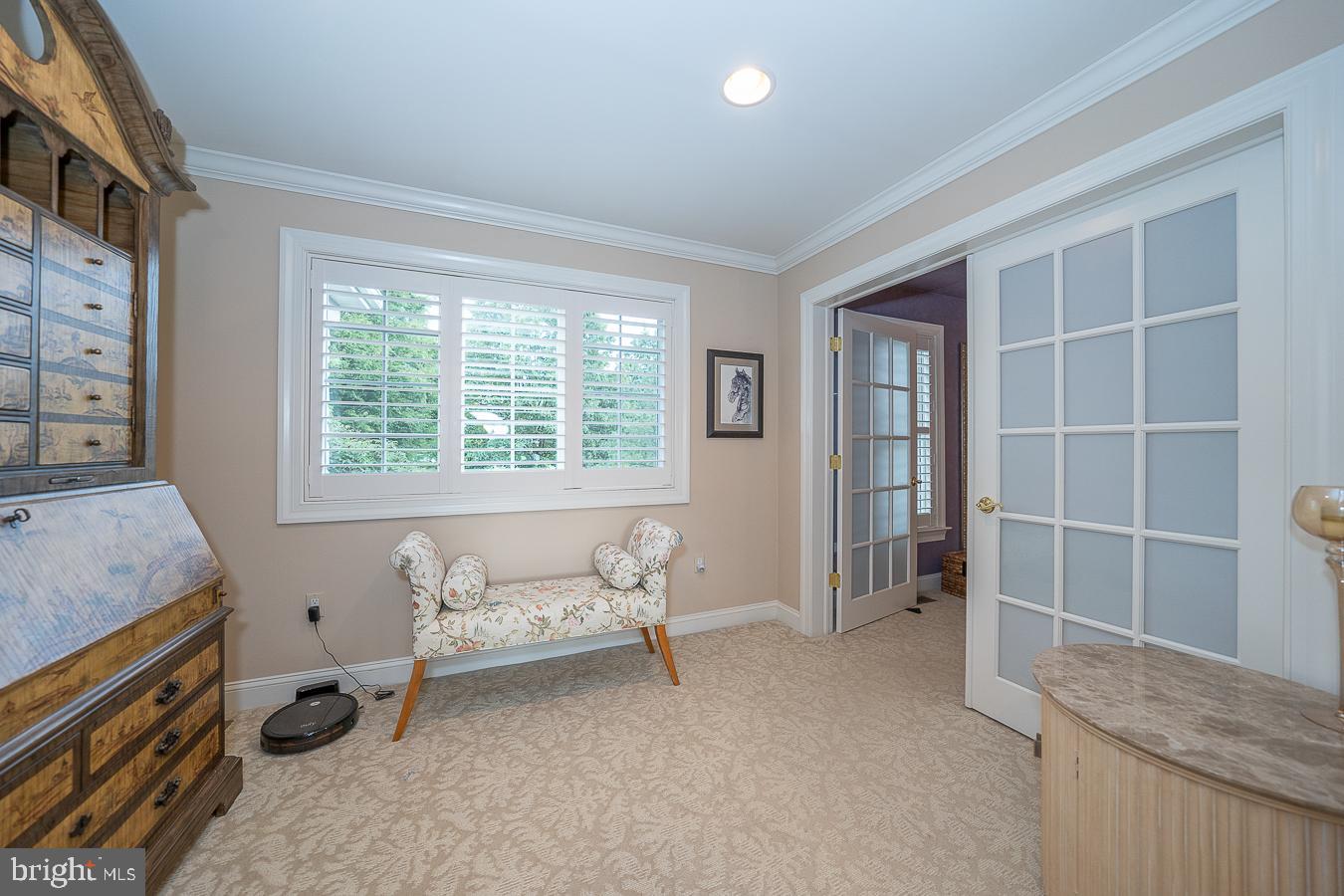 48 Sherman Dr