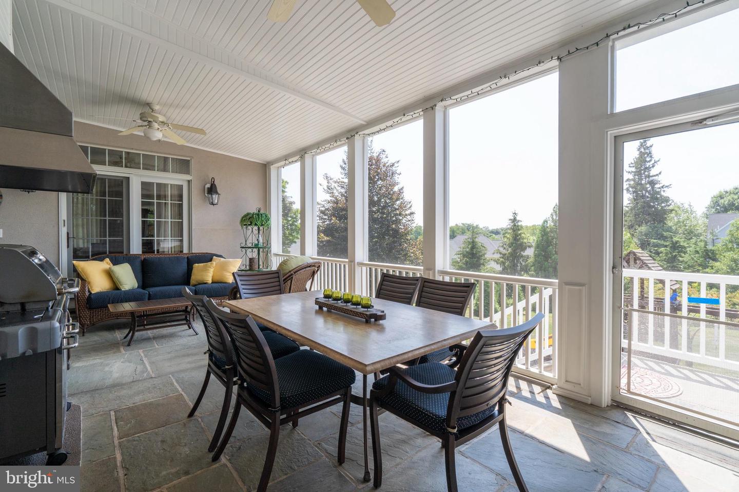 48 Sherman Dr