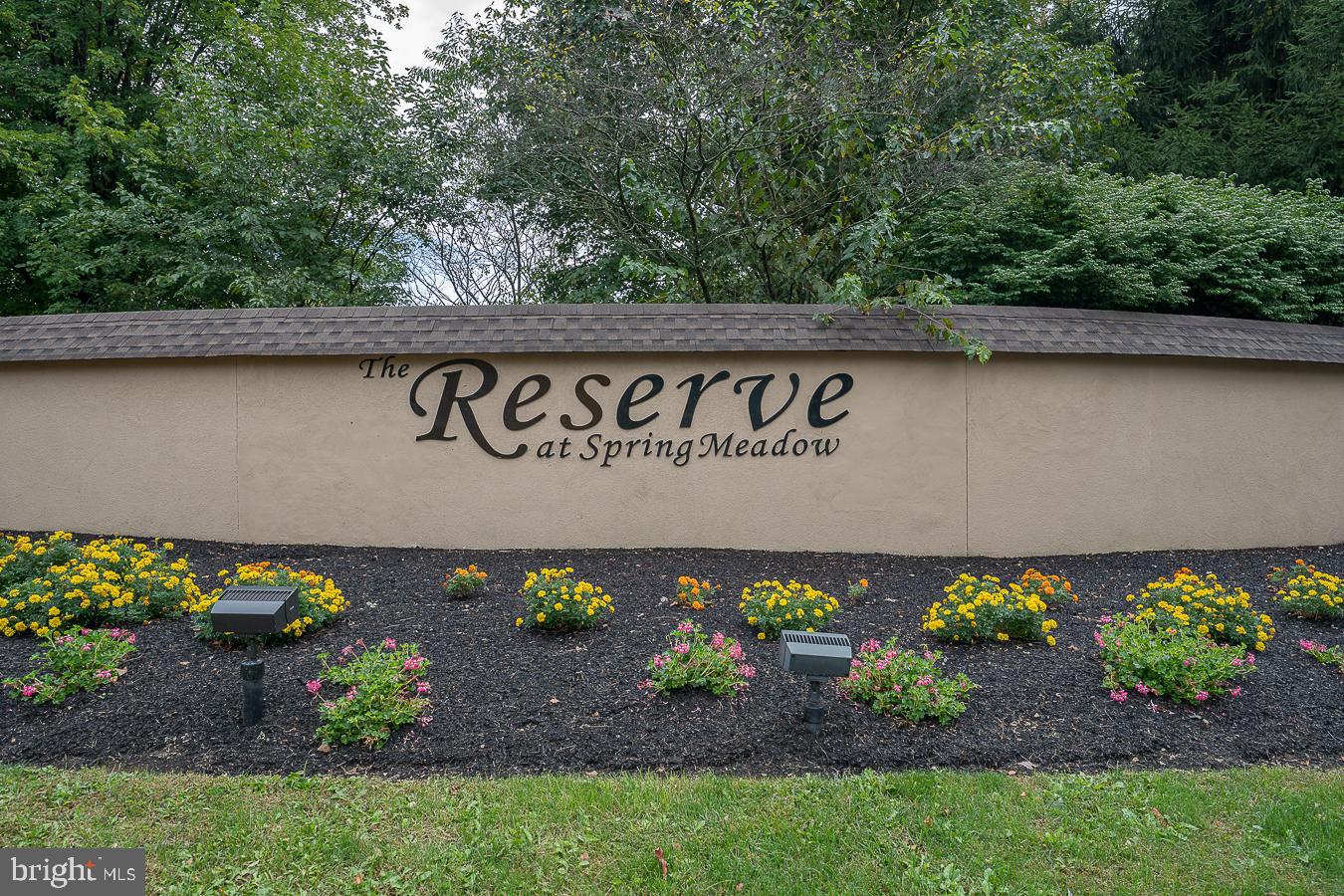 48 Sherman Dr