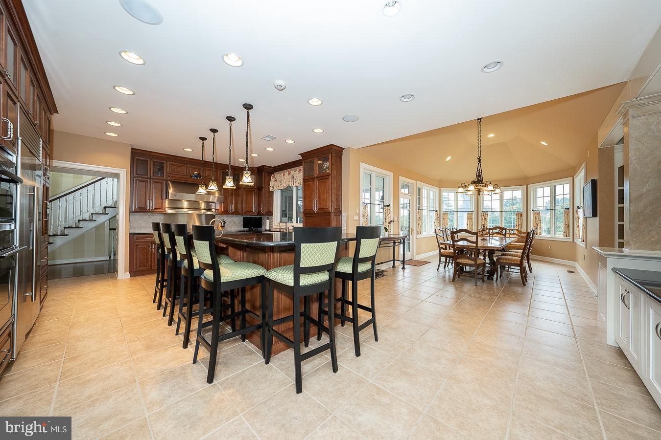 48 Sherman Dr