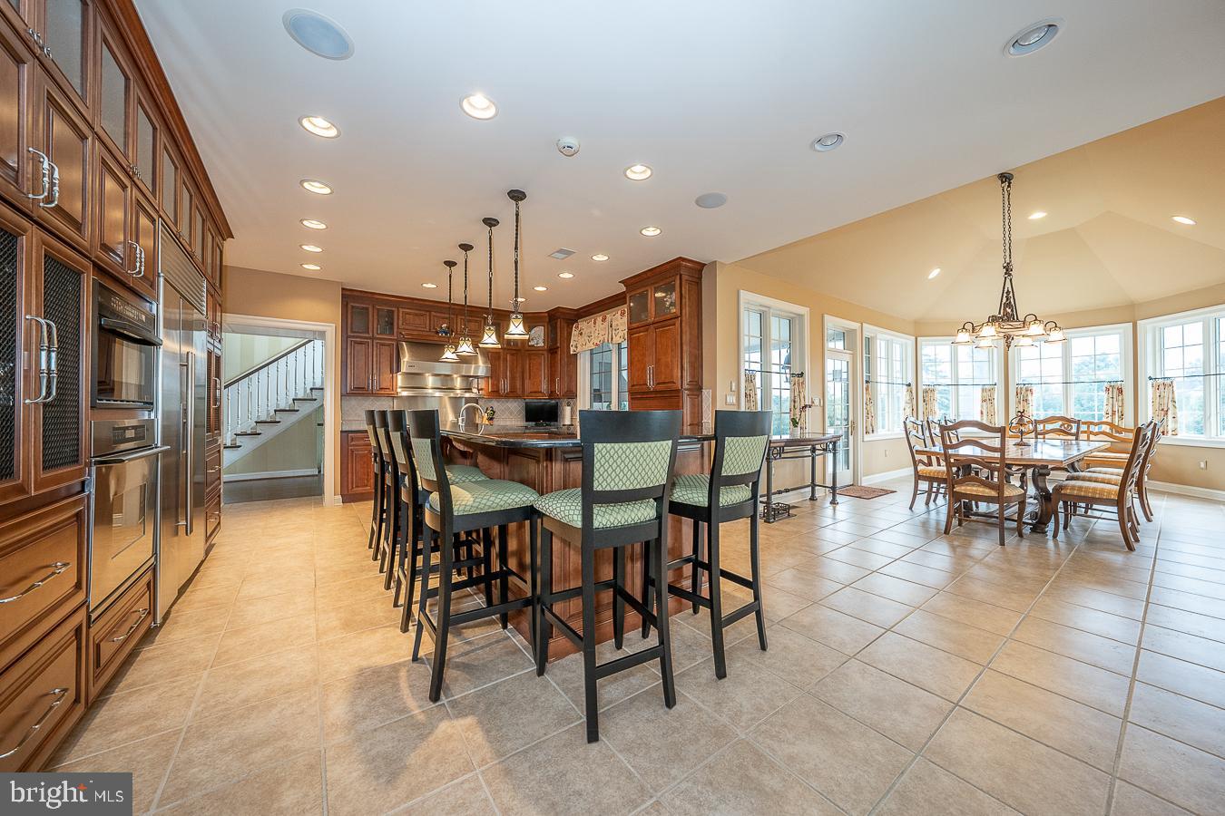 48 Sherman Dr