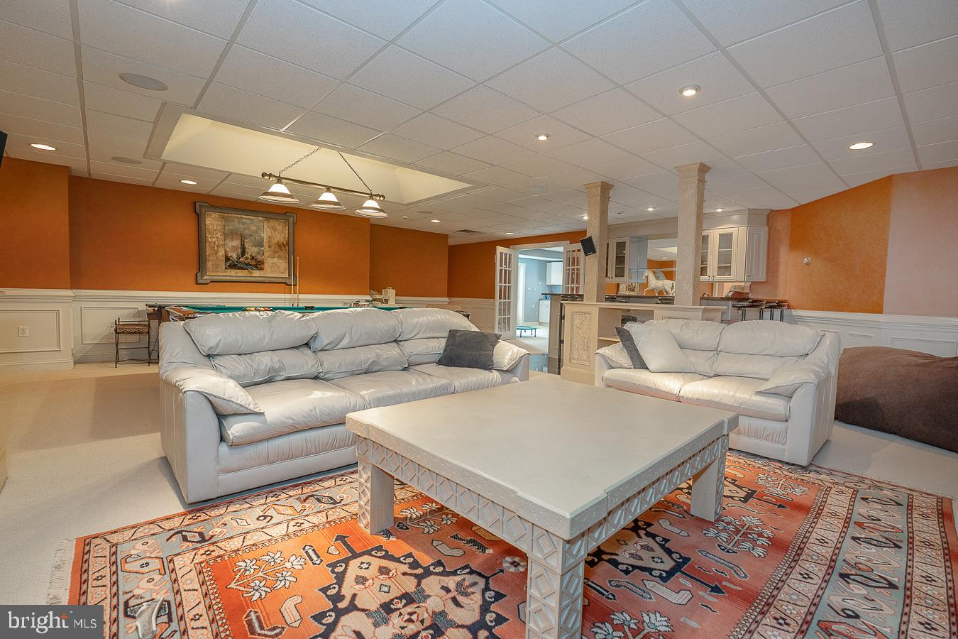 48 Sherman Dr