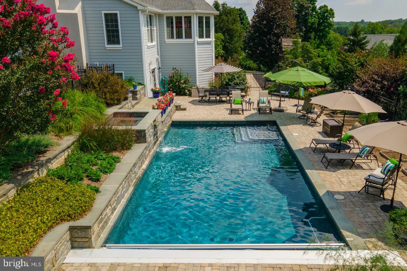 48 Sherman Dr
