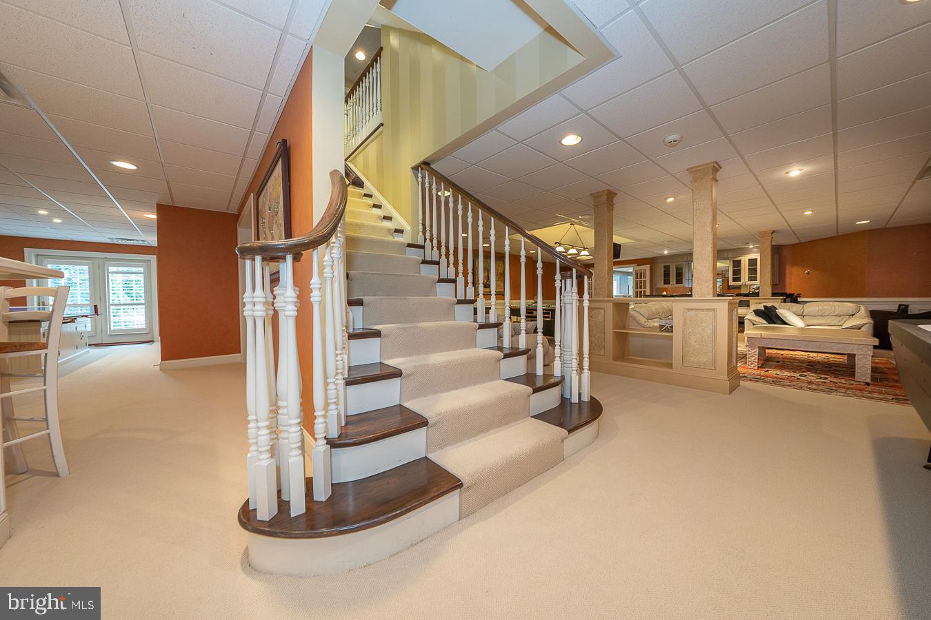 48 Sherman Dr