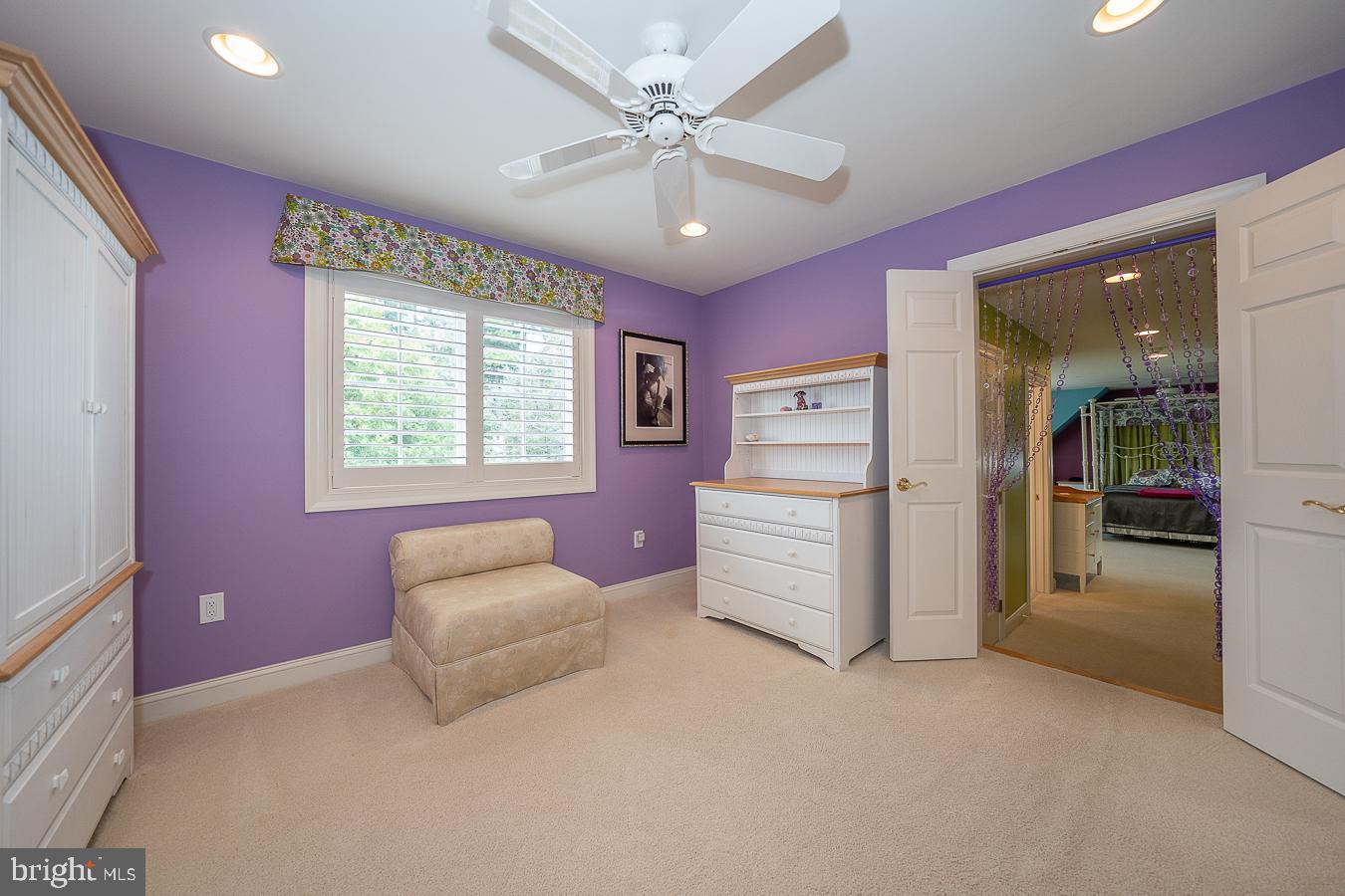48 Sherman Dr