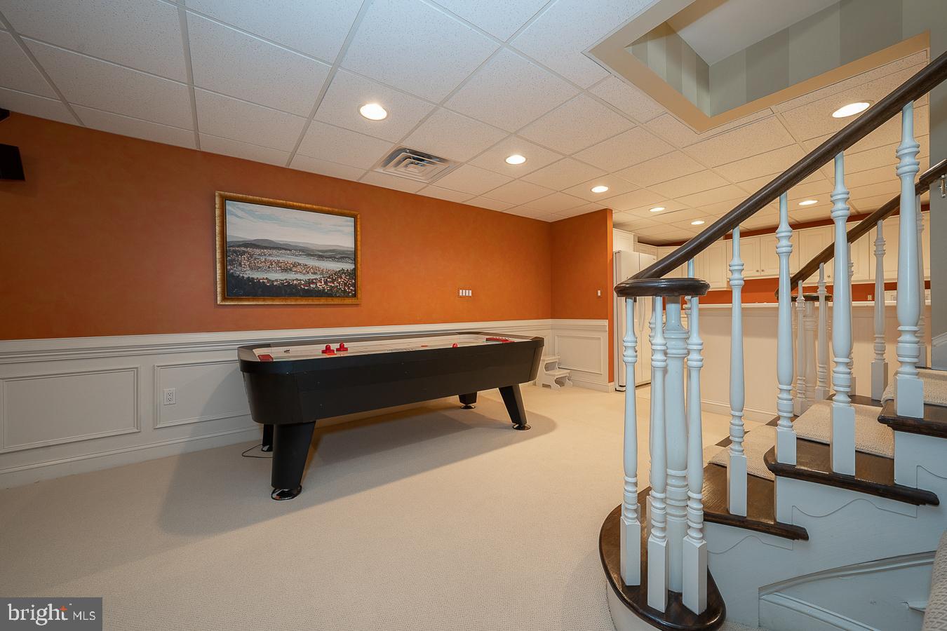 48 Sherman Dr