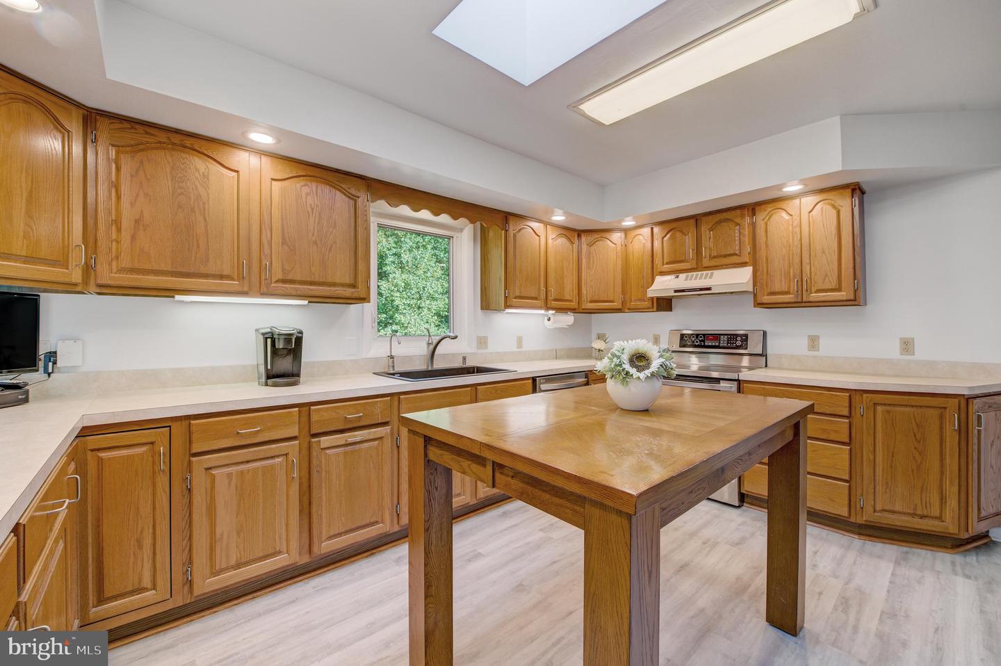 1515 Federal Dr