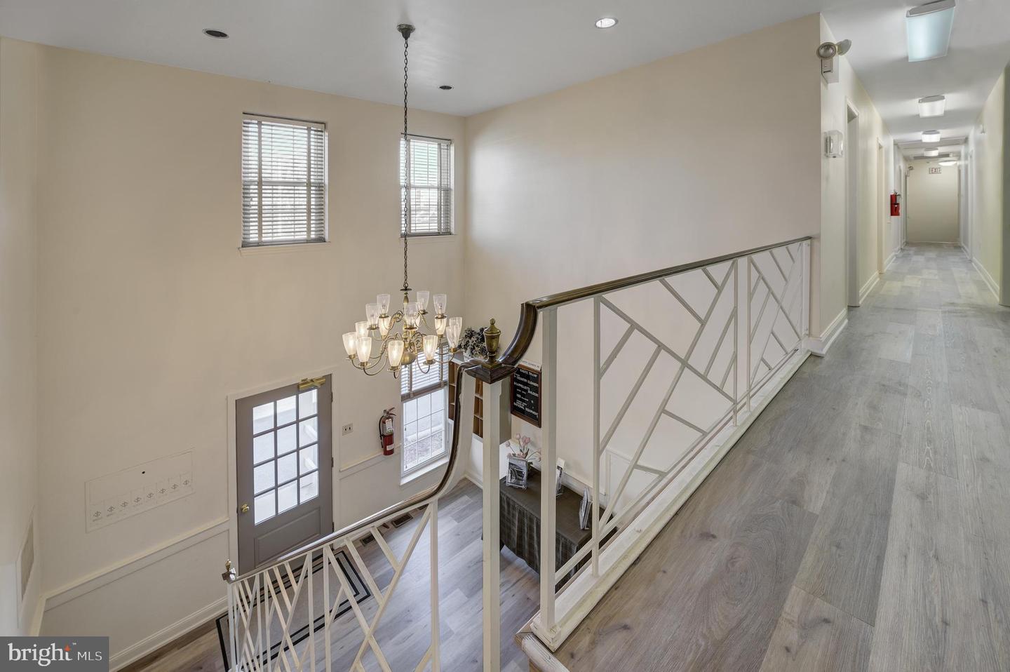 136 W Lancaster Ave