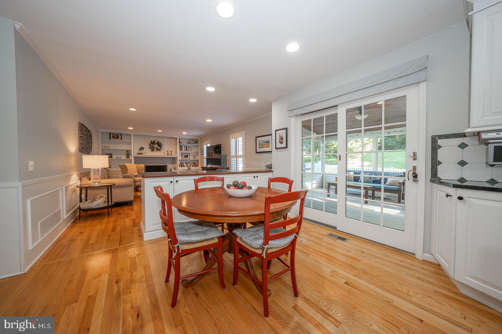 1764 Valley Greene Rd