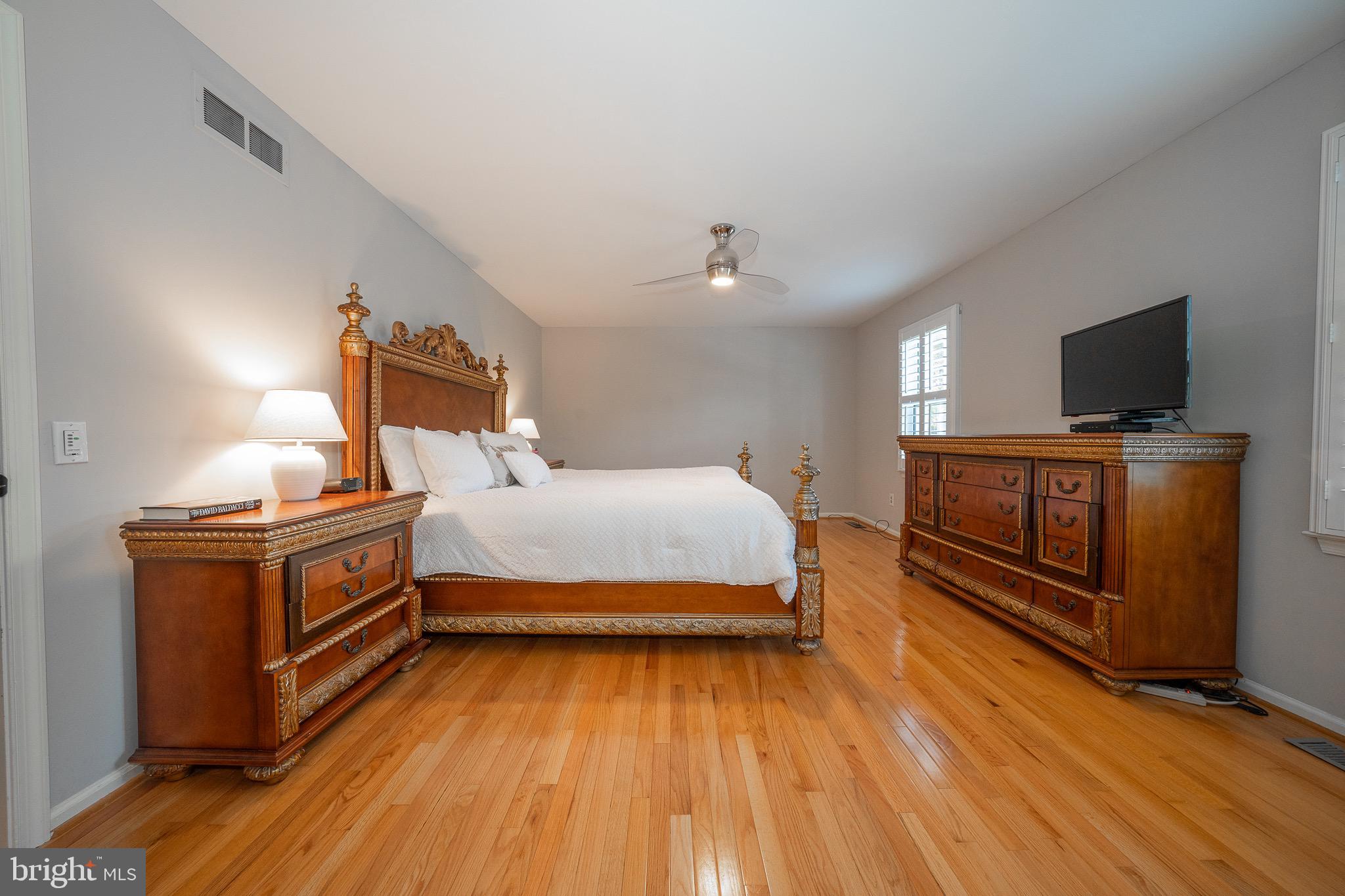 1764 Valley Greene Rd