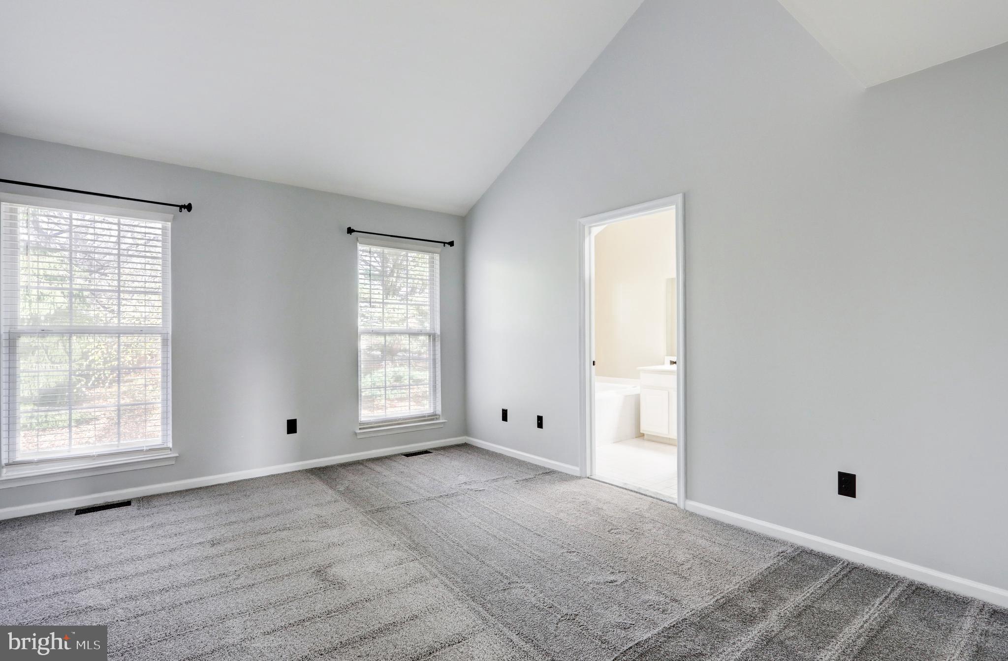 126 Huntingdon Ct #1804