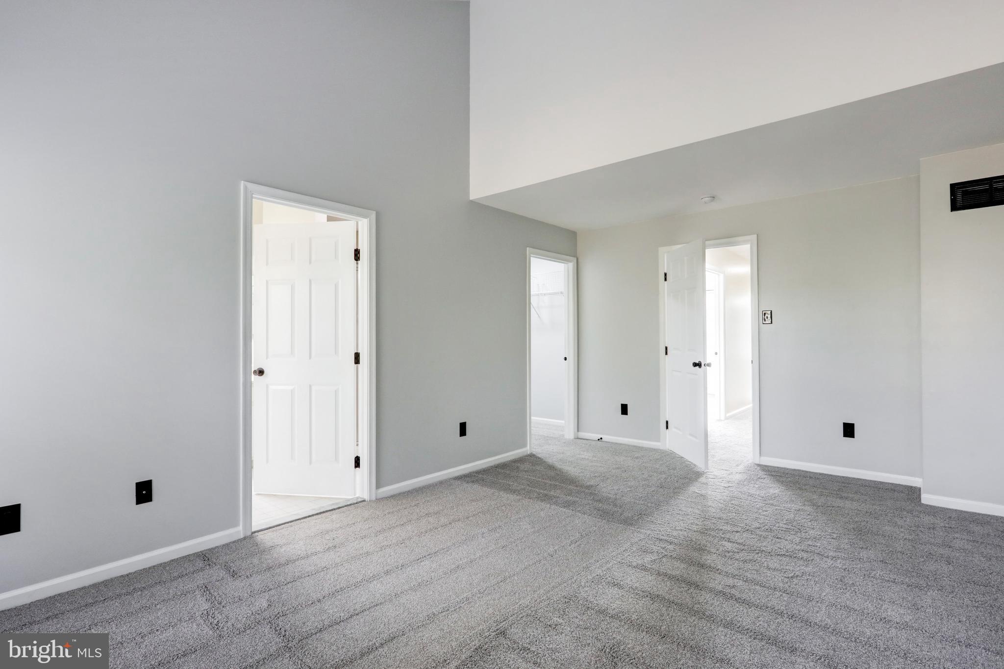 126 Huntingdon Ct #1804