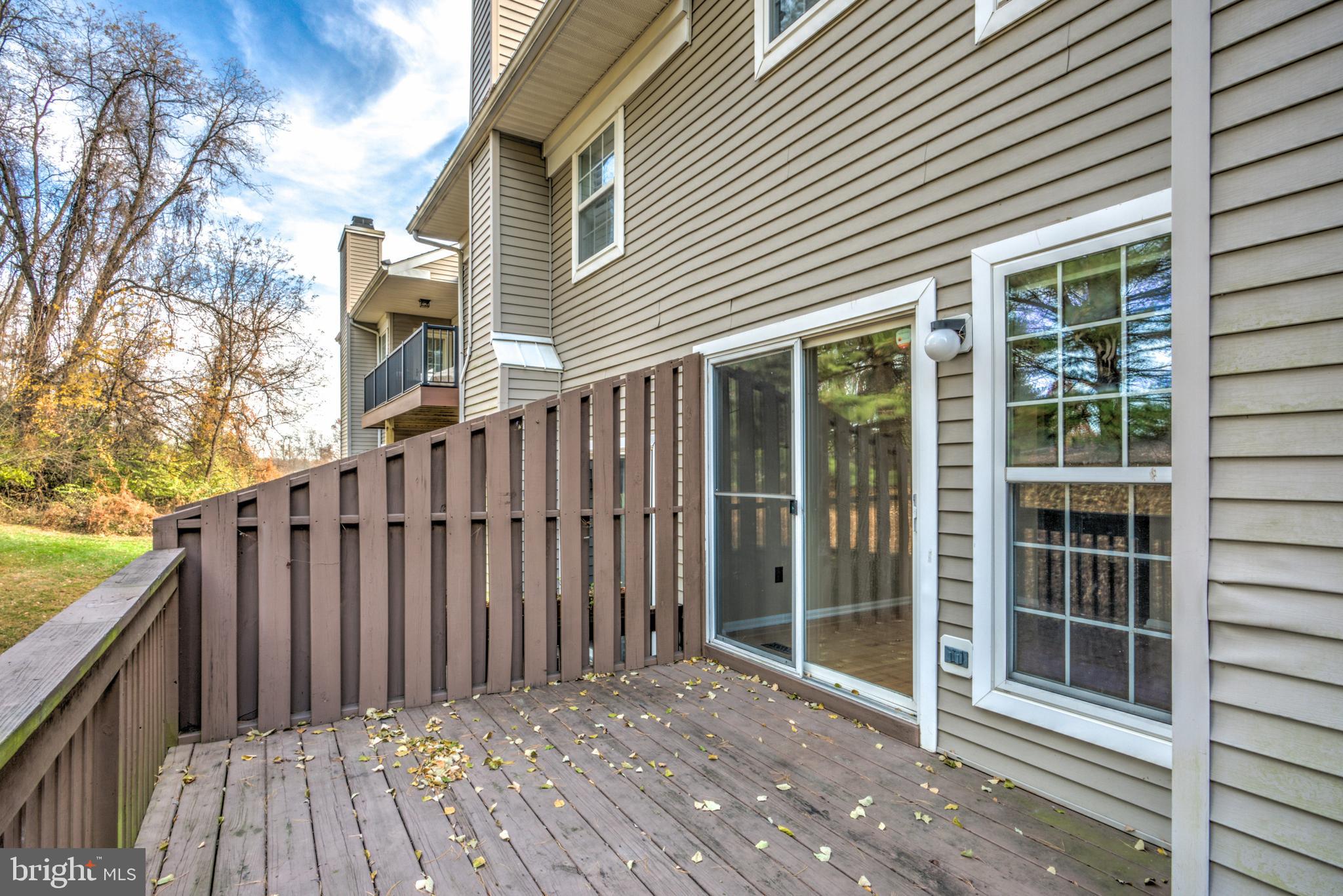126 Huntingdon Ct #1804