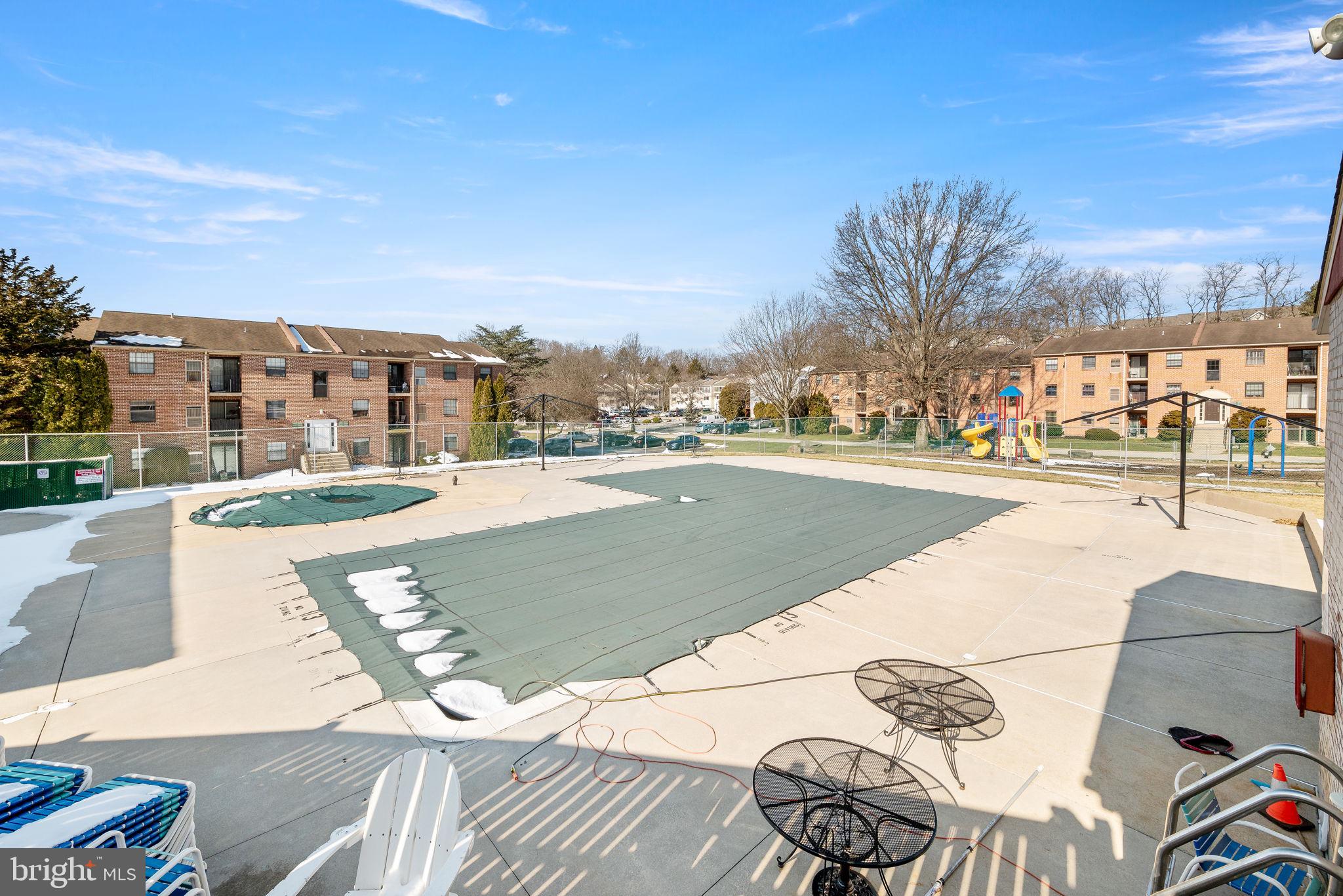 1423 Valley Dr