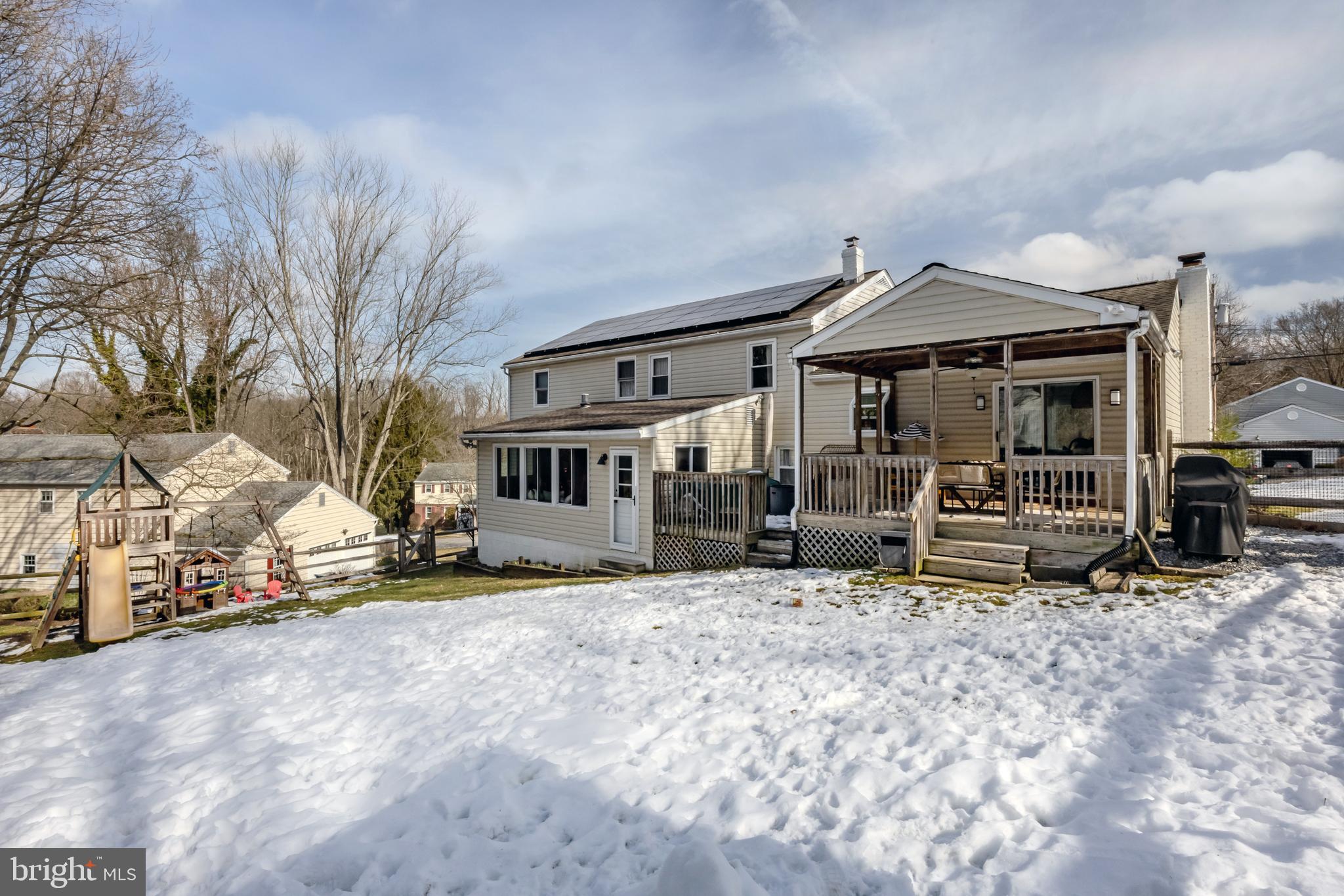 916 Baylowell Dr