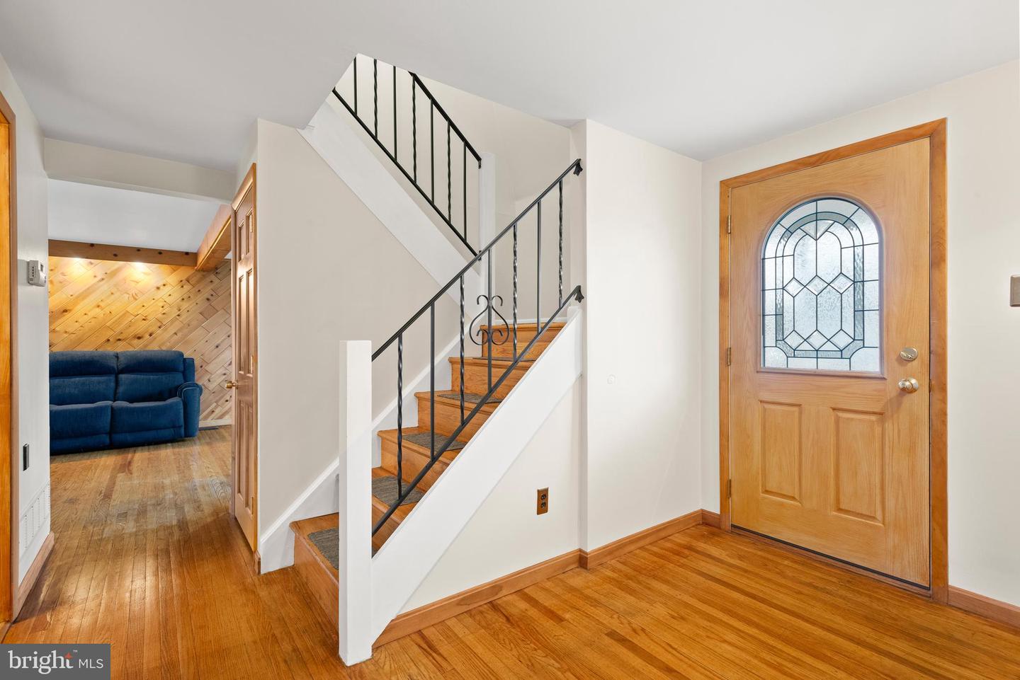 482 Douglas Dr