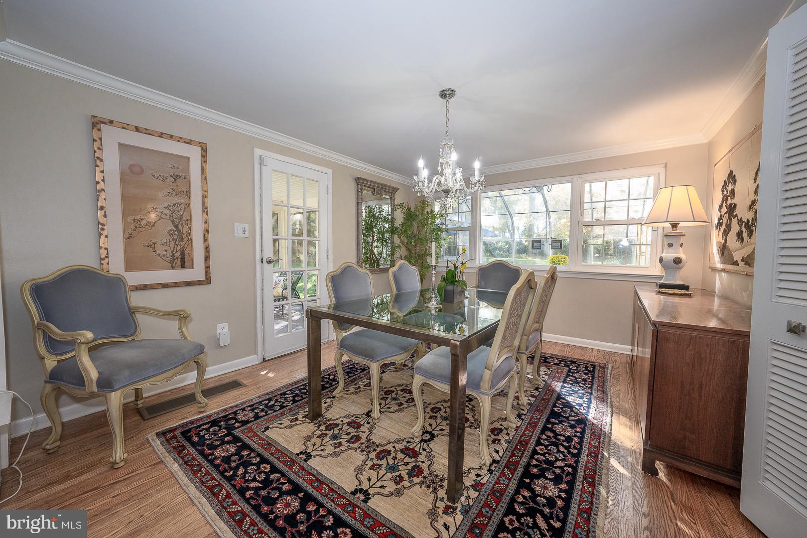 36 Laurel Cir
