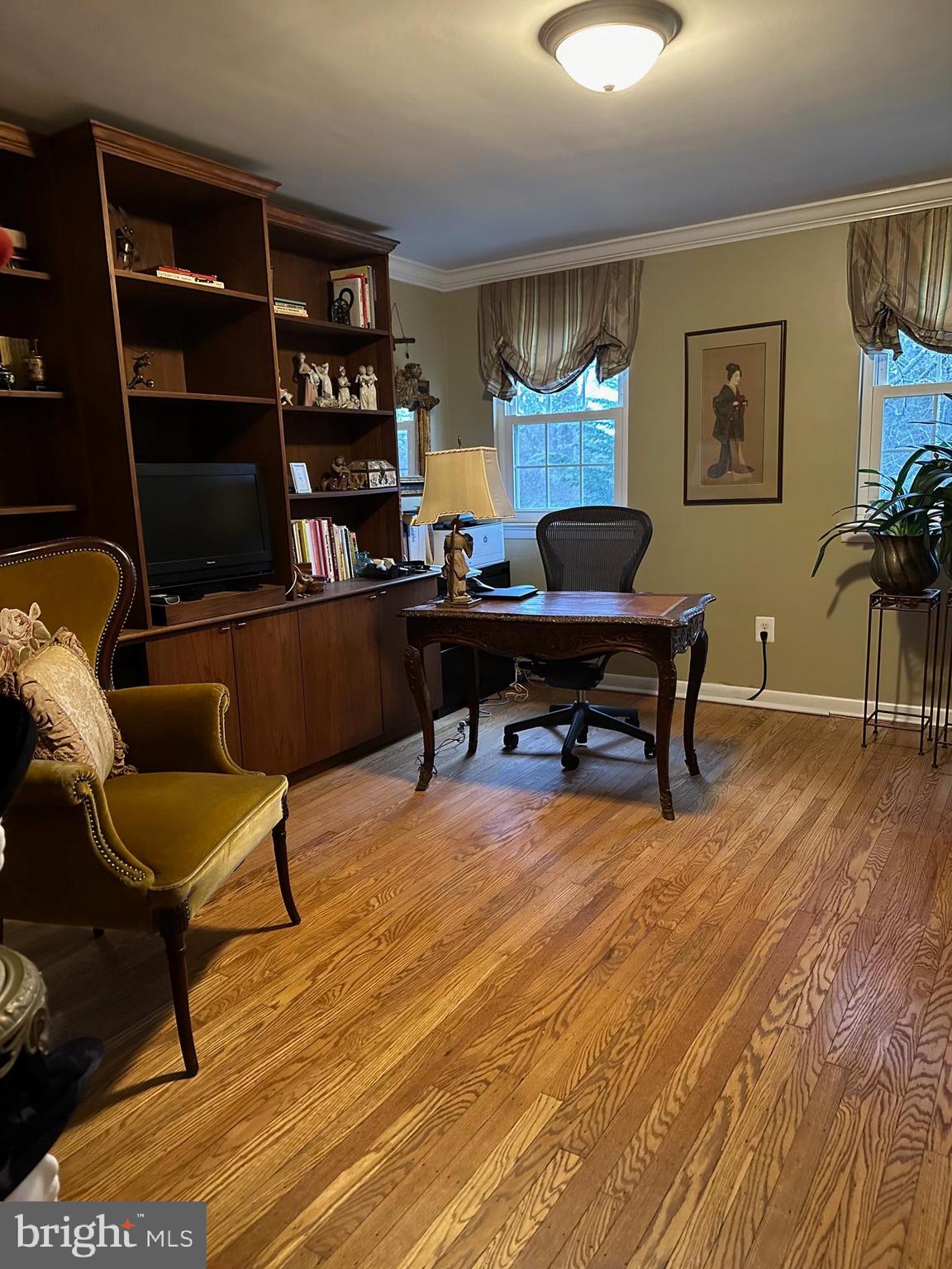 36 Laurel Cir