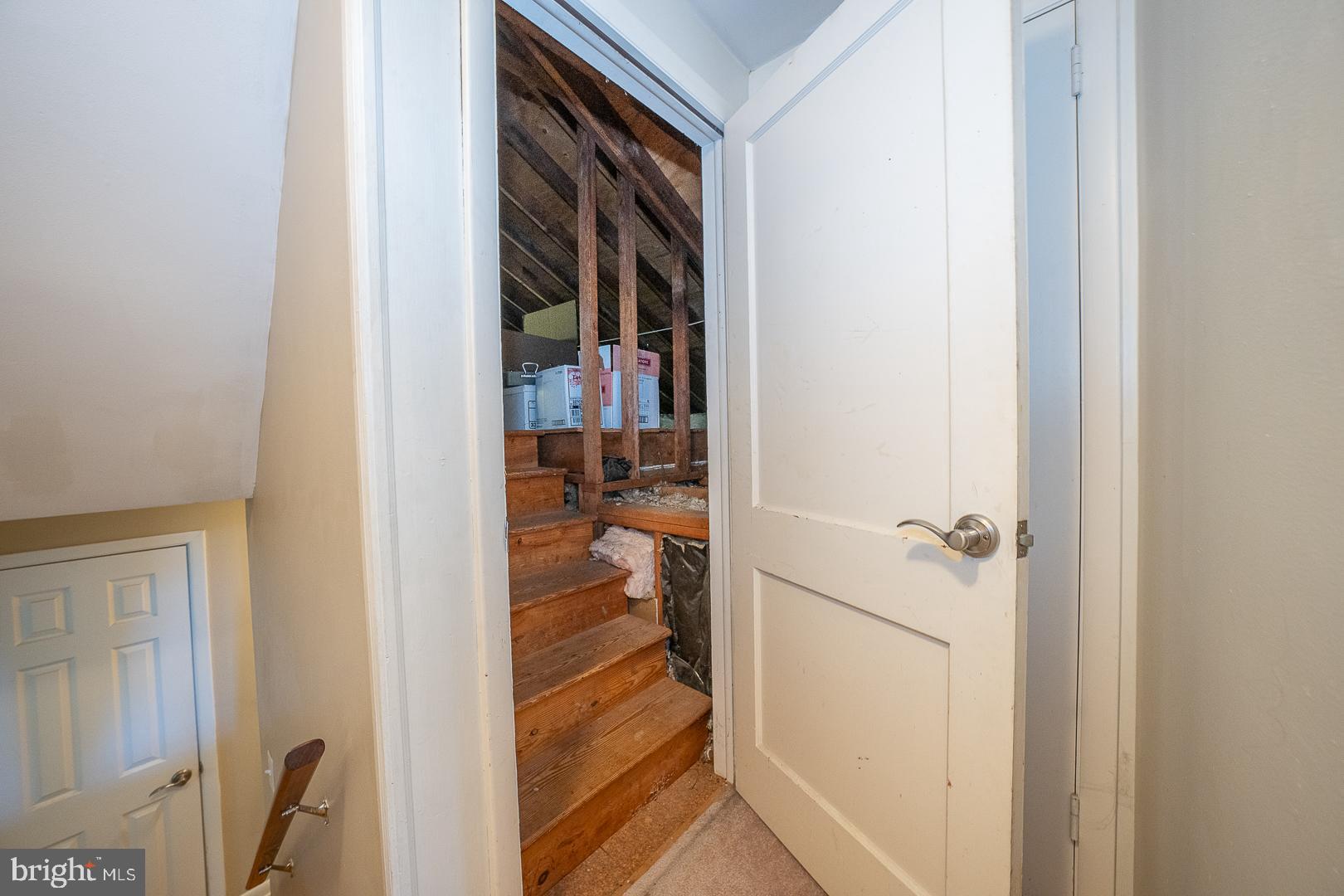 36 Laurel Cir