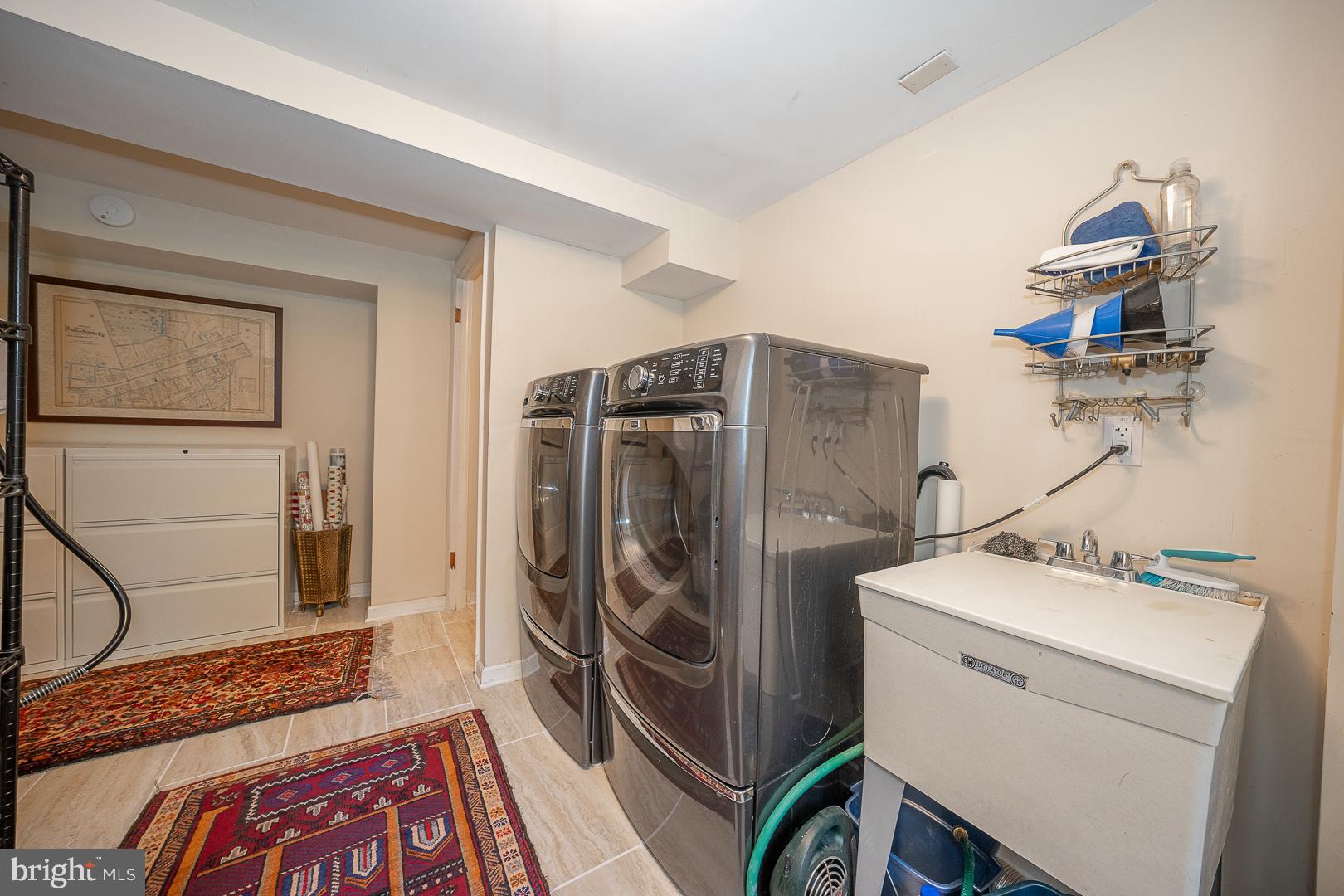 36 Laurel Cir