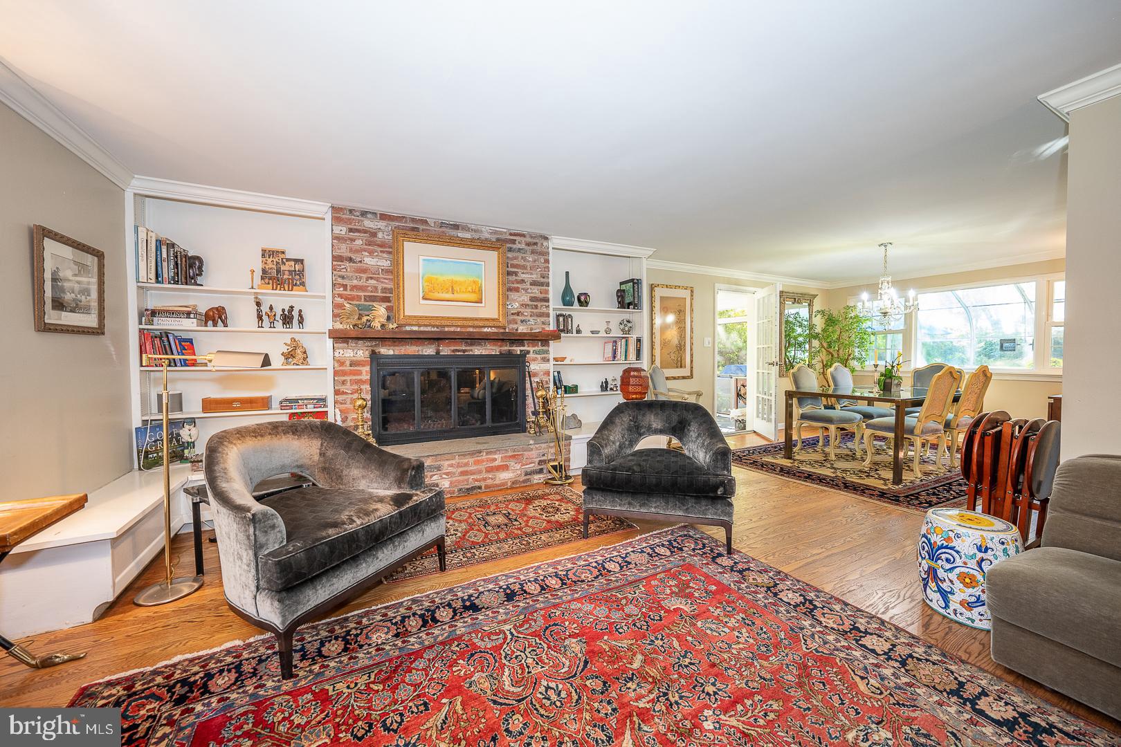 36 Laurel Cir