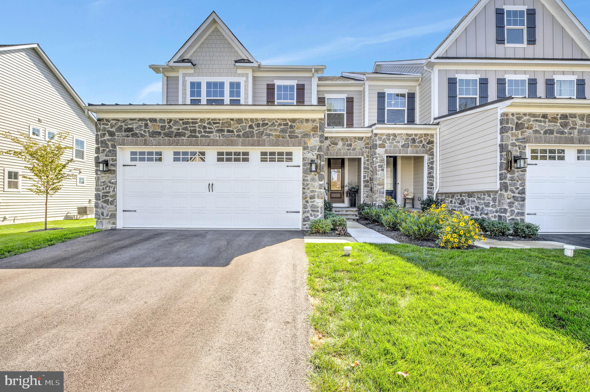 1916 Fitzgerald Ln