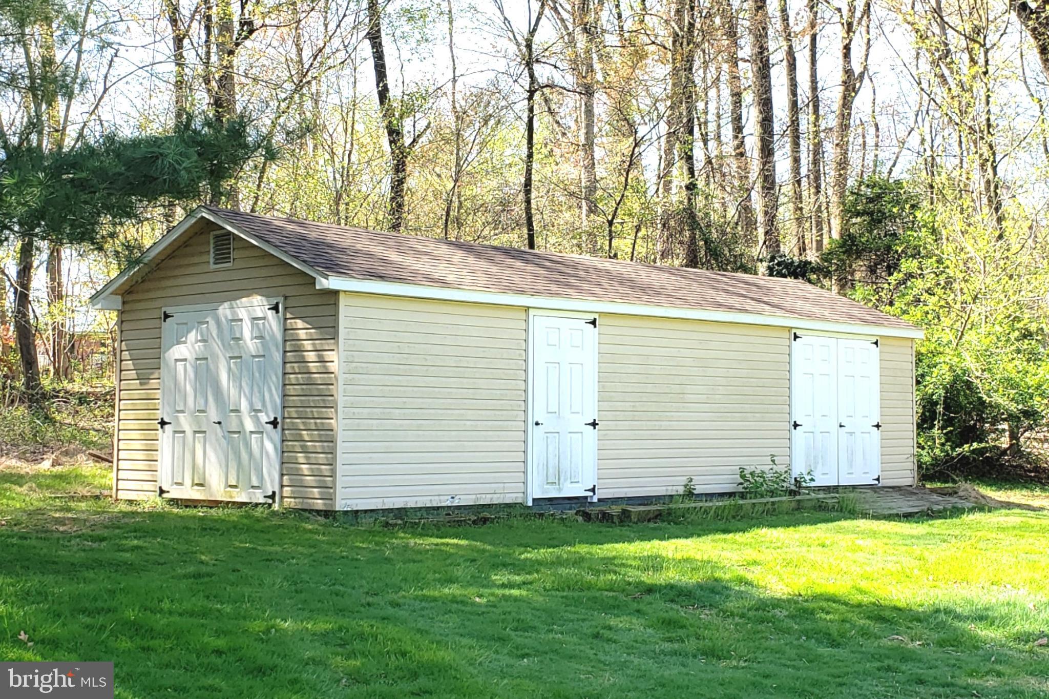 250 Elk Creek Rd