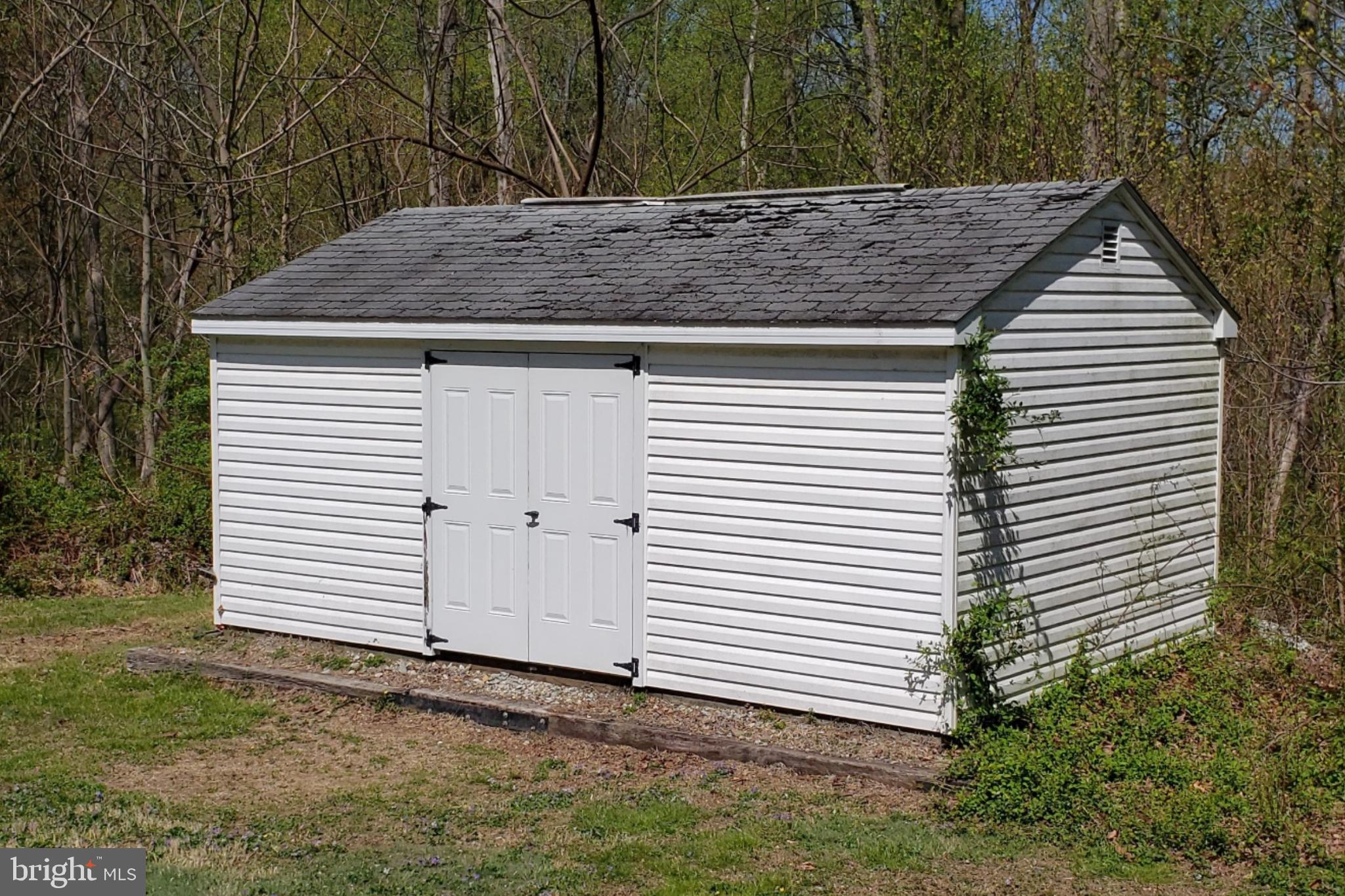 250 Elk Creek Rd