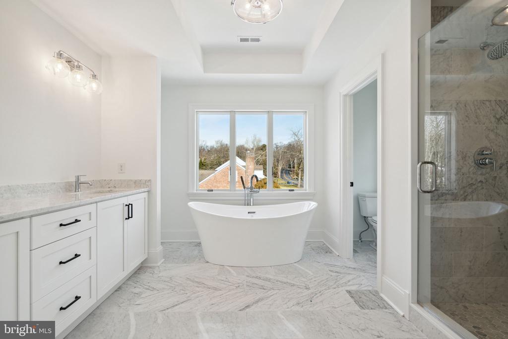 249 Dogwood Ln