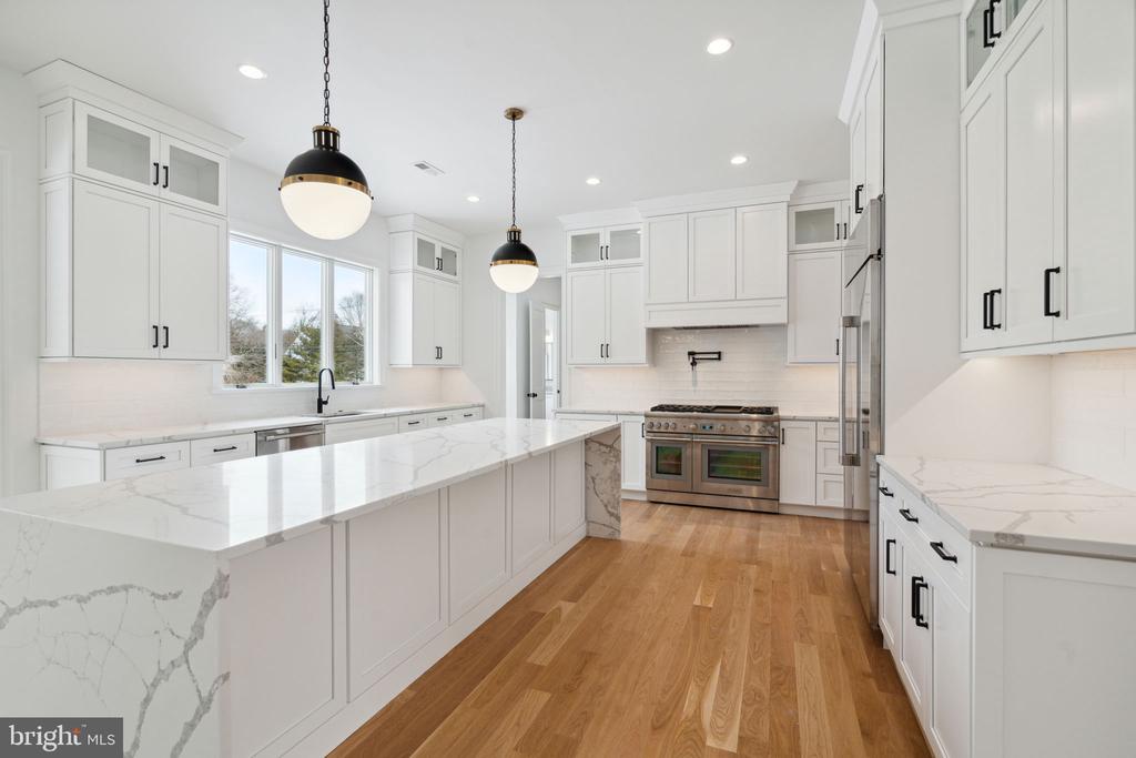 249 Dogwood Ln