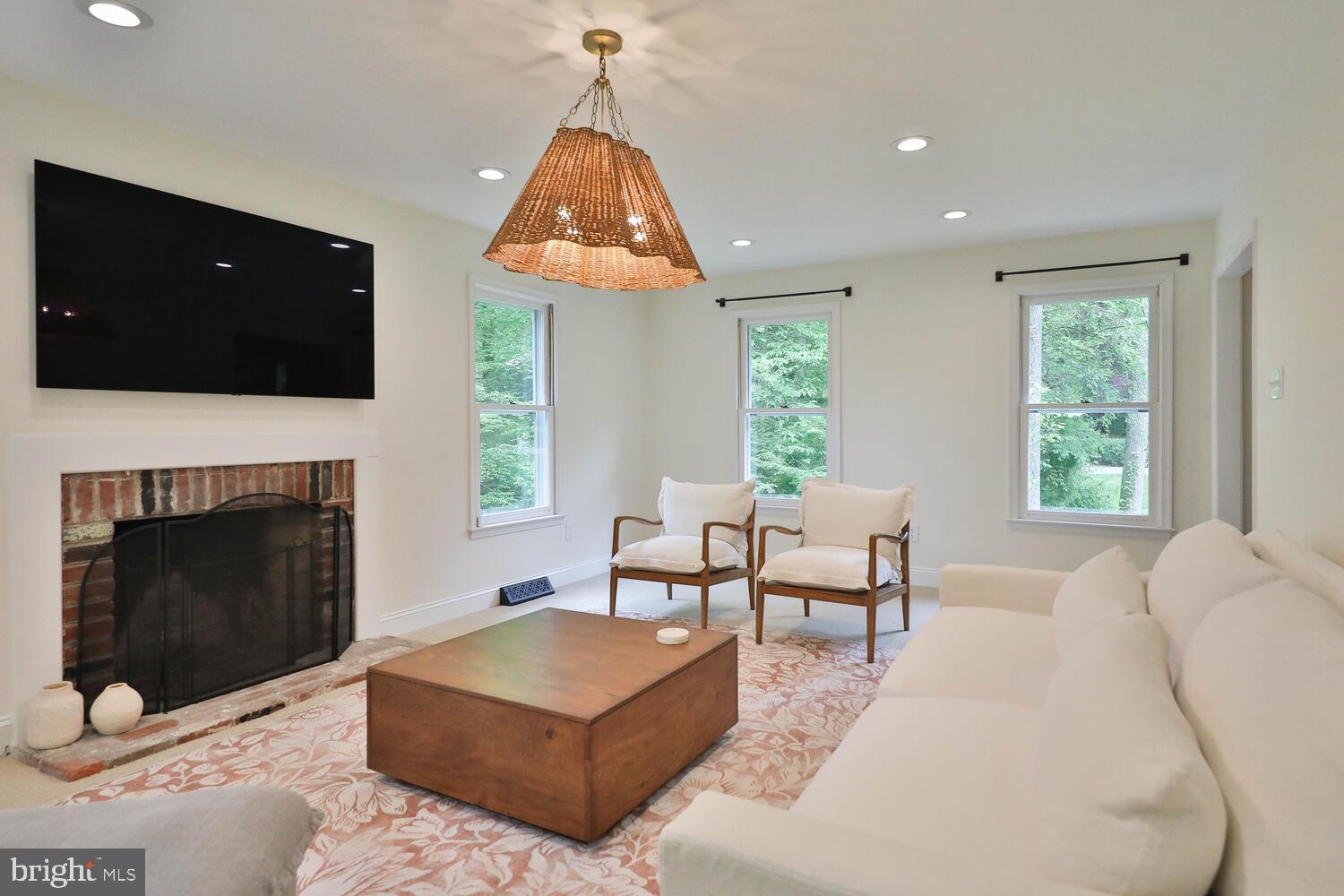1424 Carroll Brown Way