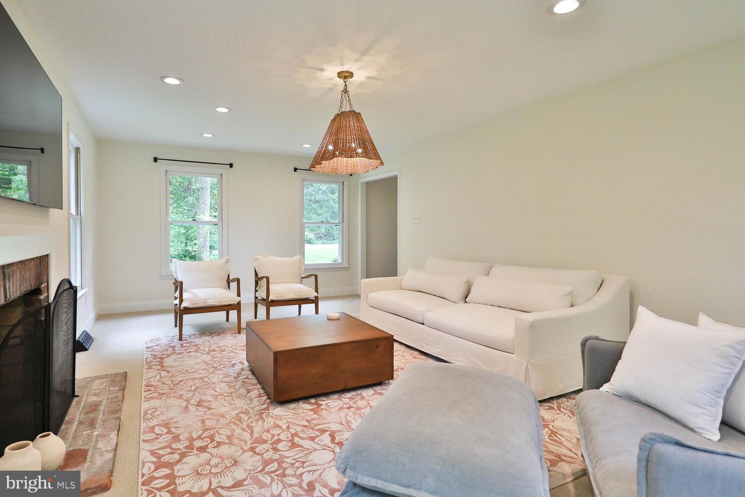 1424 Carroll Brown Way