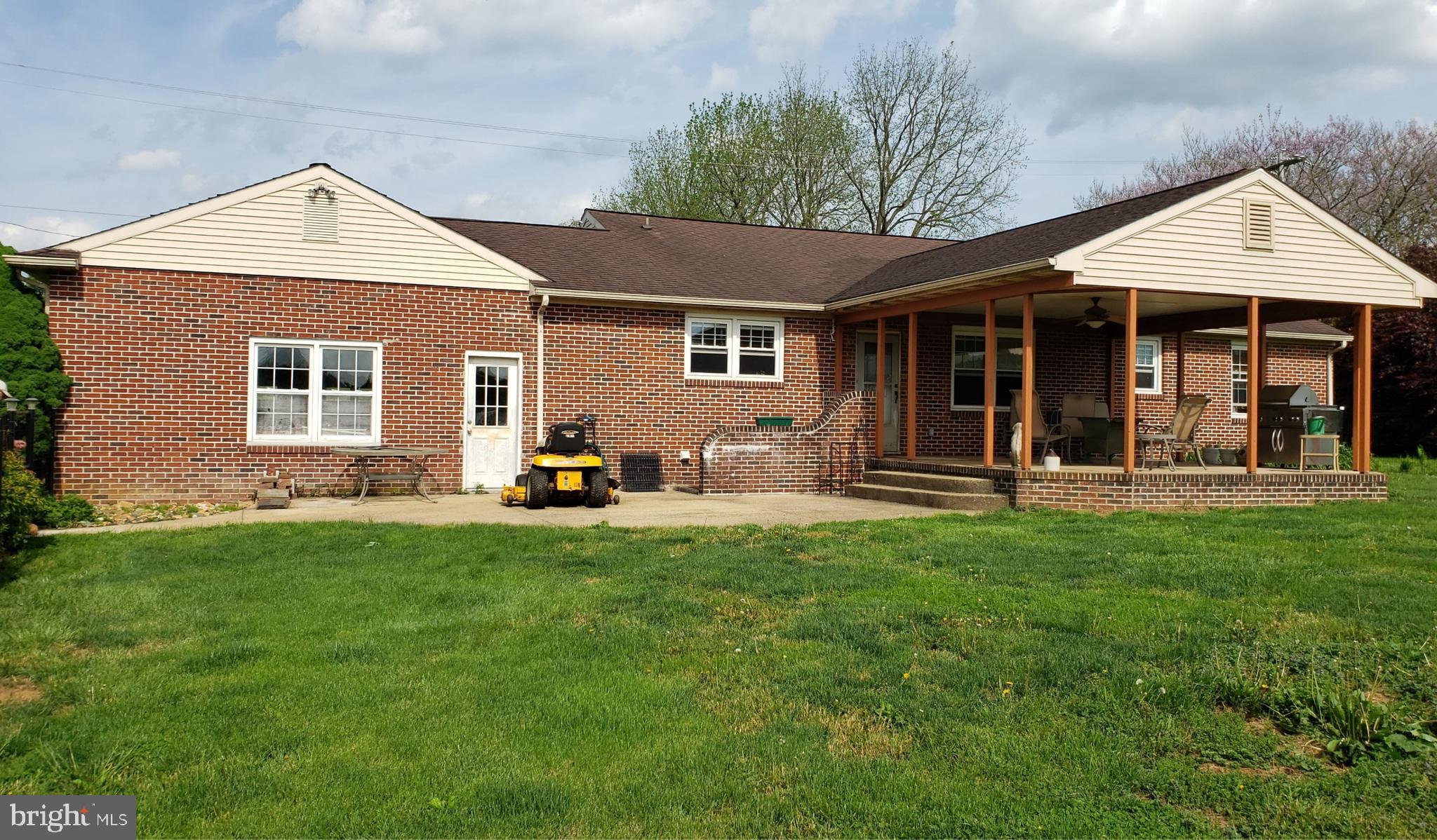 112 Chandler Mill Rd