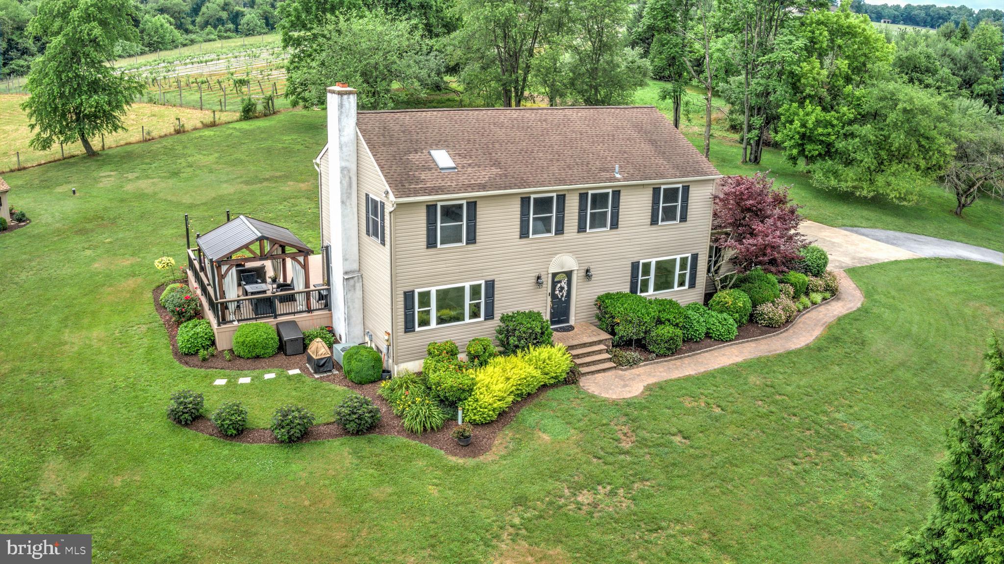 1115 Laurel Rd