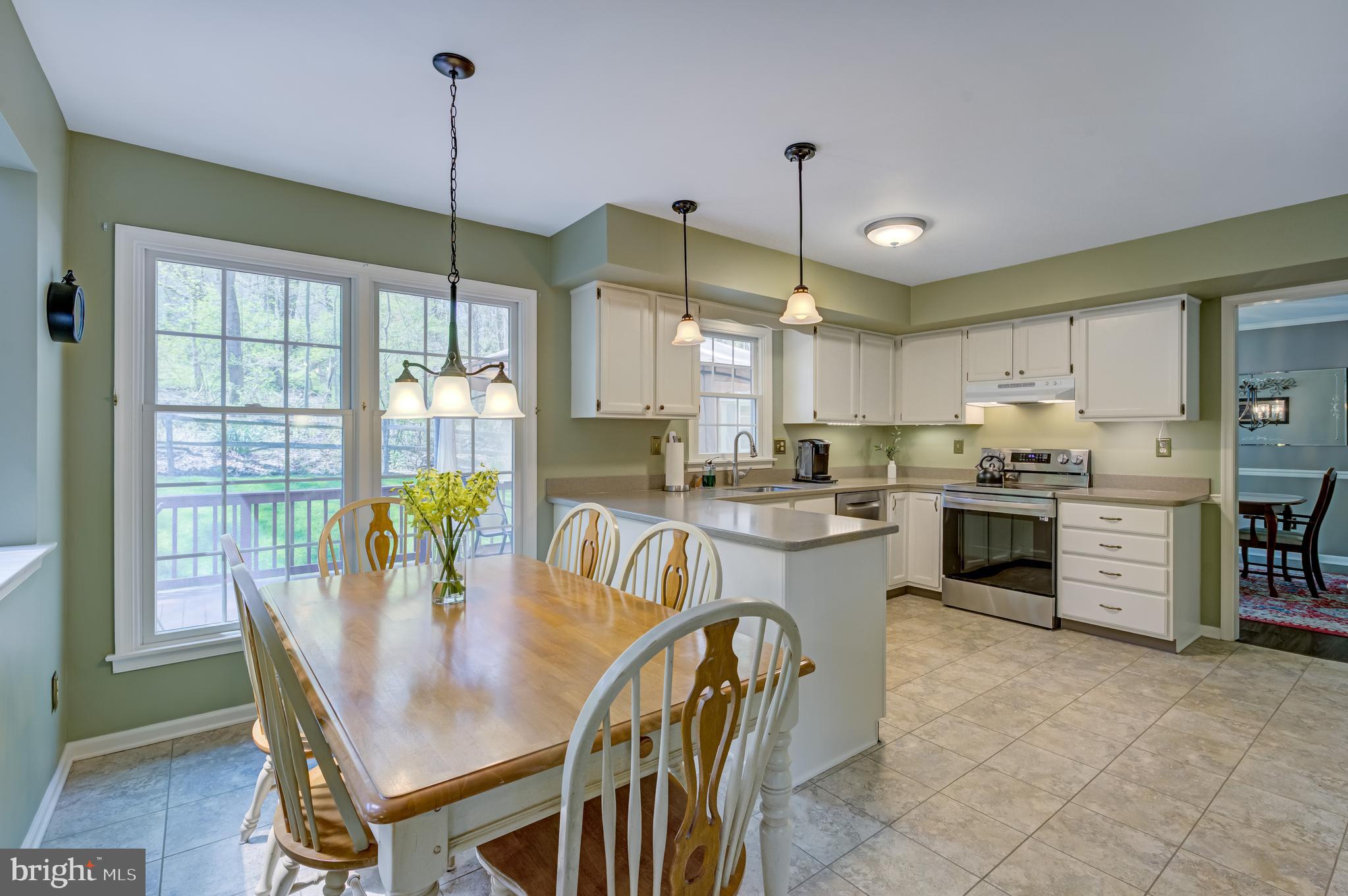 405 Wm Salesbury Dr