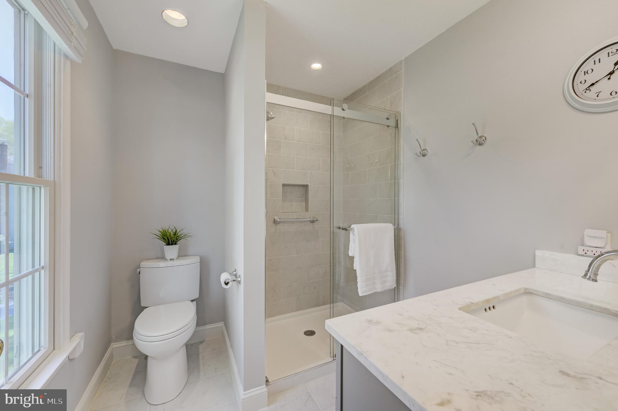 405 Wm Salesbury Dr