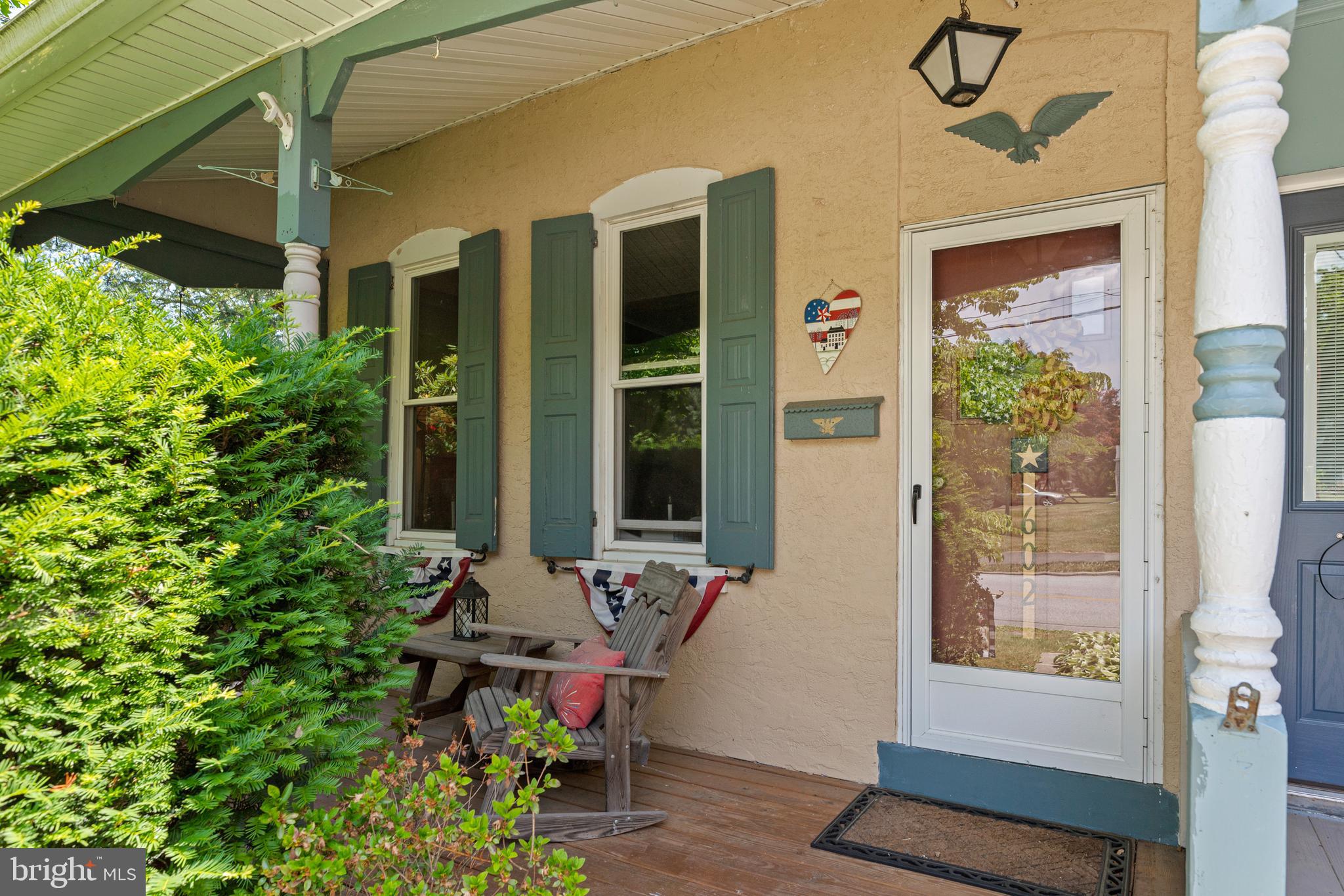 602 Arch St