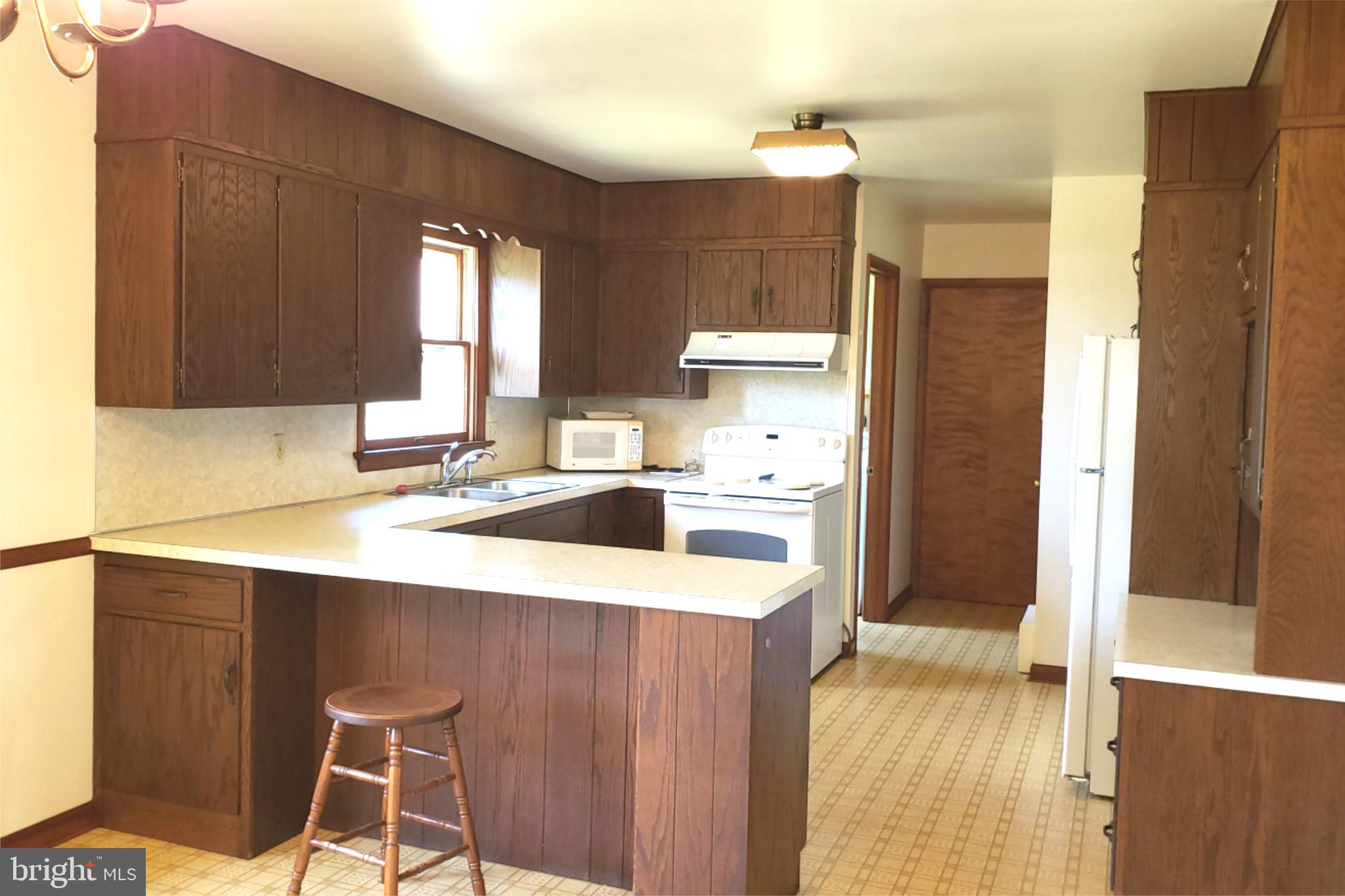 395 JACKSON SCHOOL RD