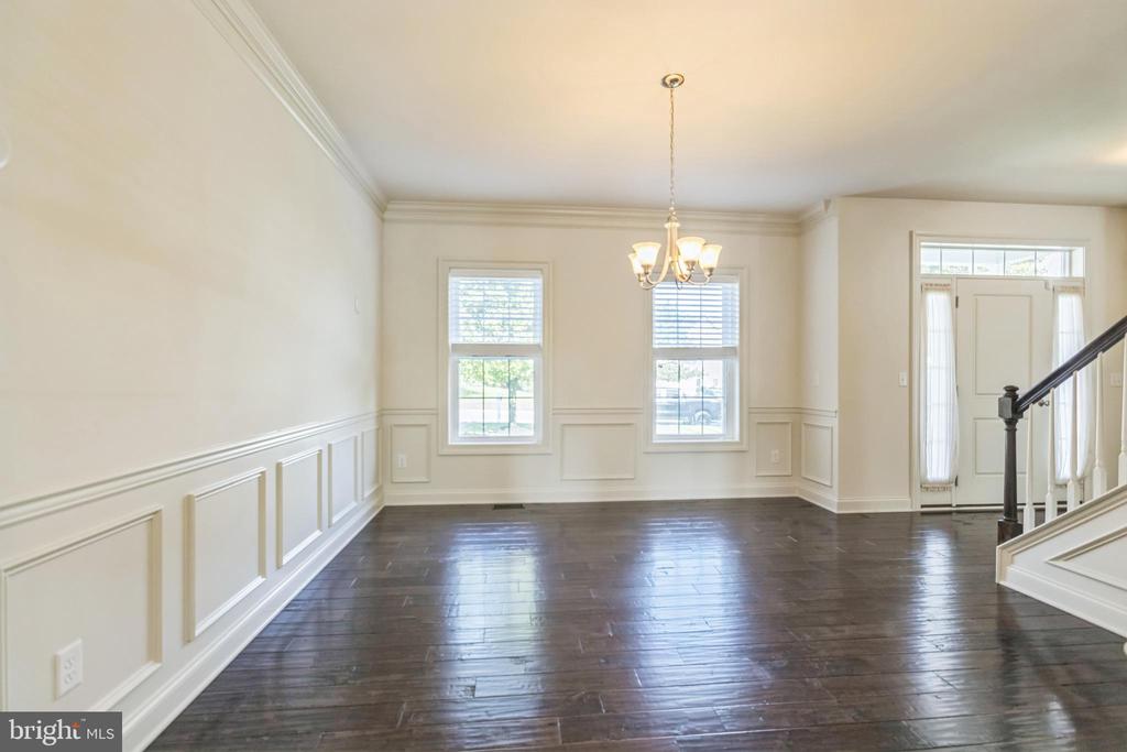 193 MILL HOUSE DRIVE