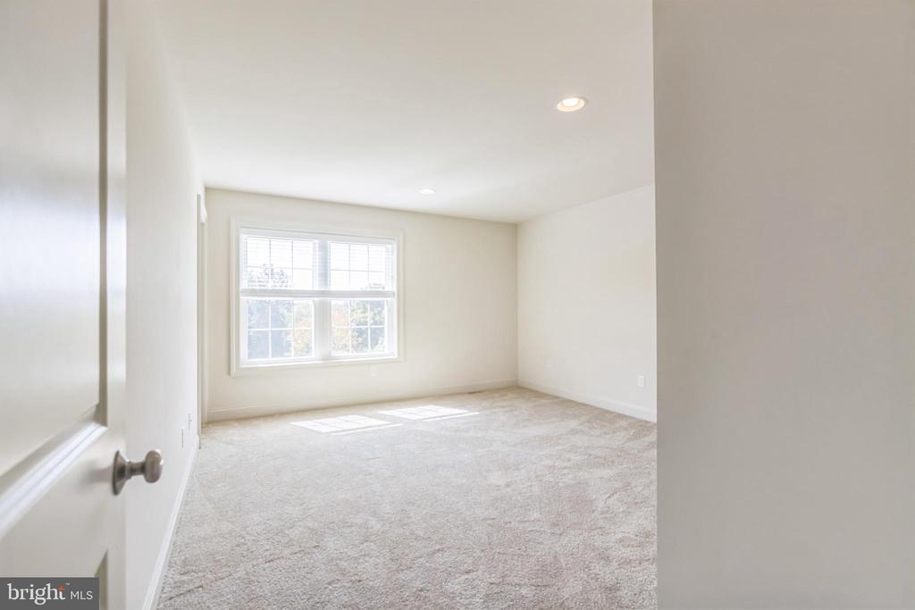 193 MILL HOUSE DRIVE