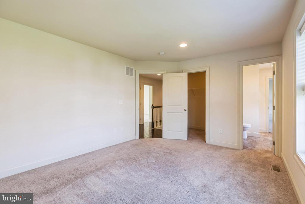 193 MILL HOUSE DRIVE