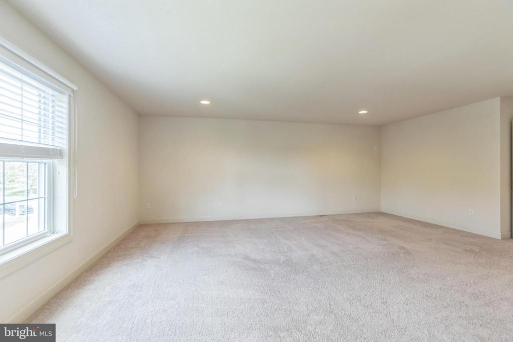 193 MILL HOUSE DRIVE
