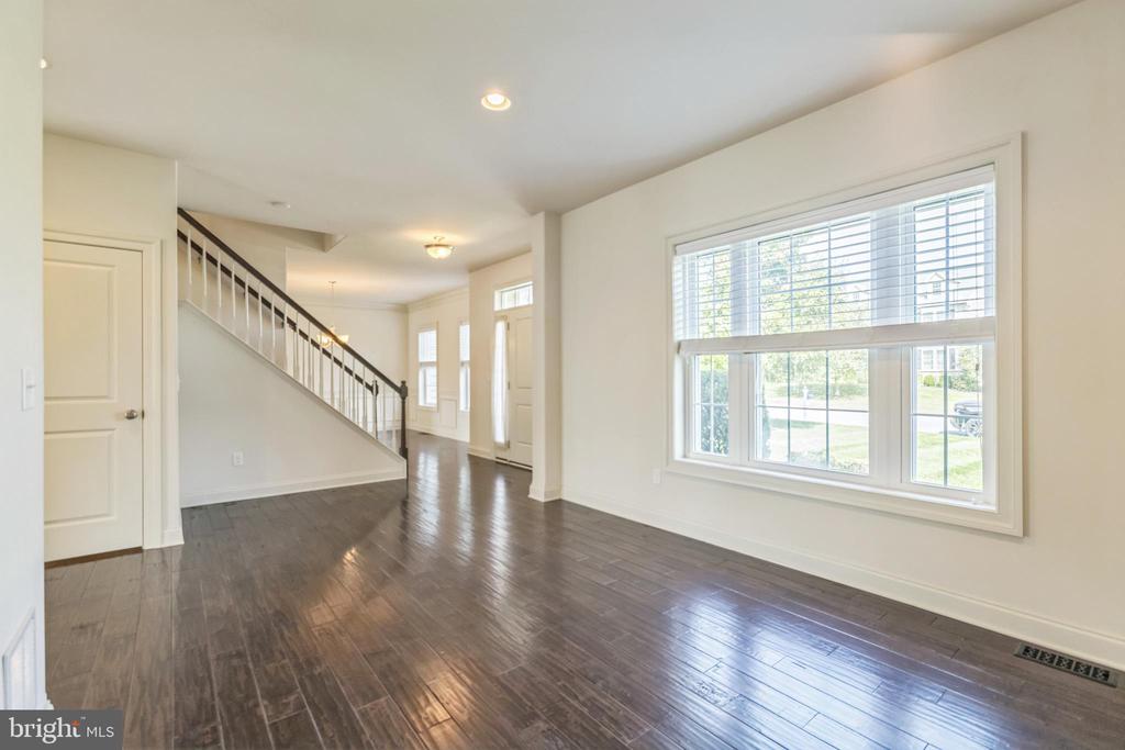 193 MILL HOUSE DRIVE