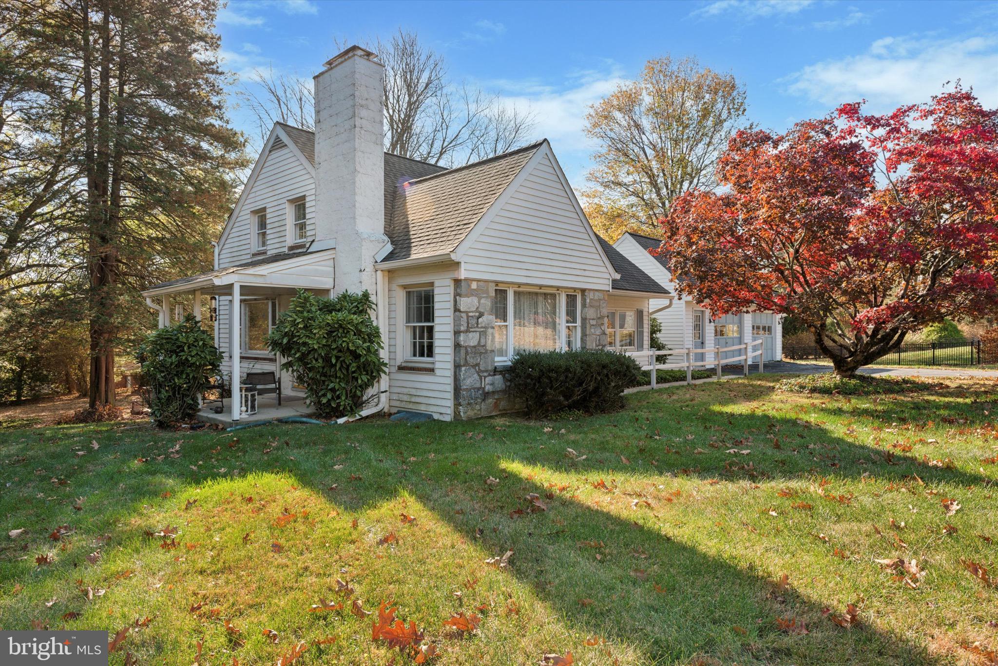 16 Manor Dr