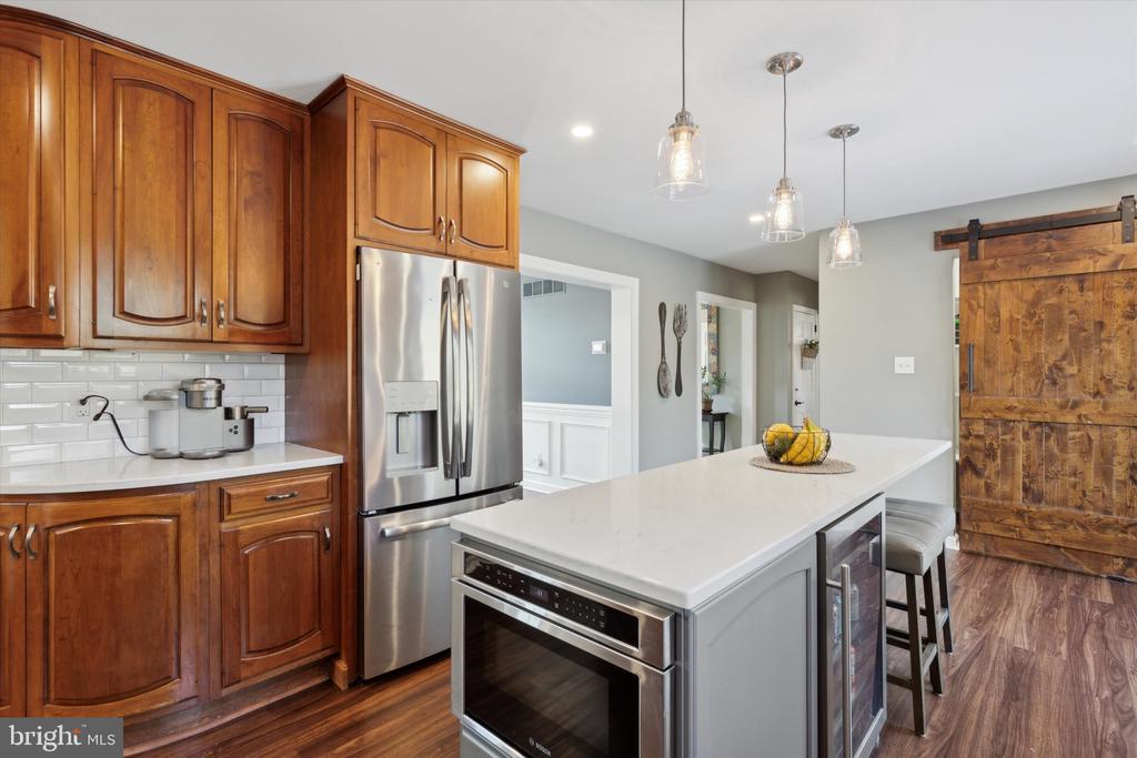 818 Sharon Cir