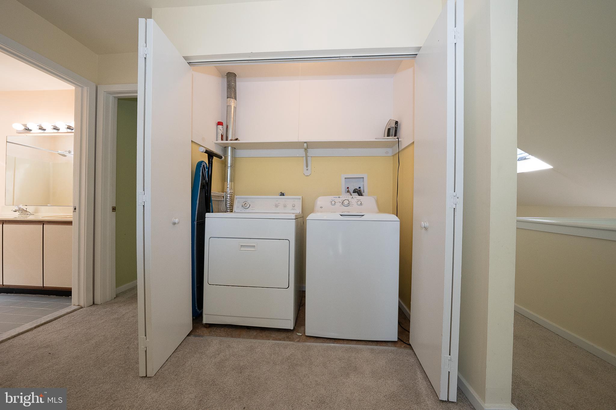 453 Lynetree Dr #20-D