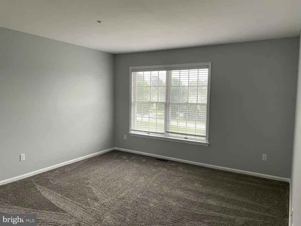 572 W Saxony Dr #572