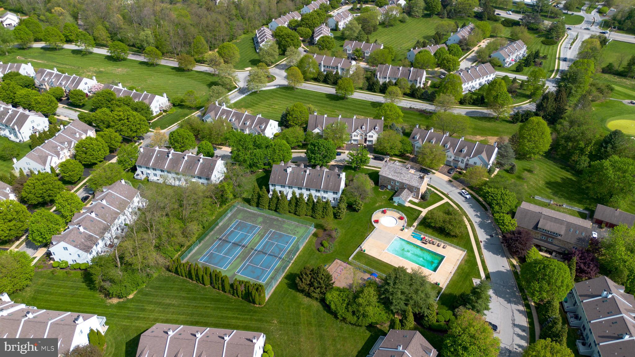 572 W Saxony Dr #572