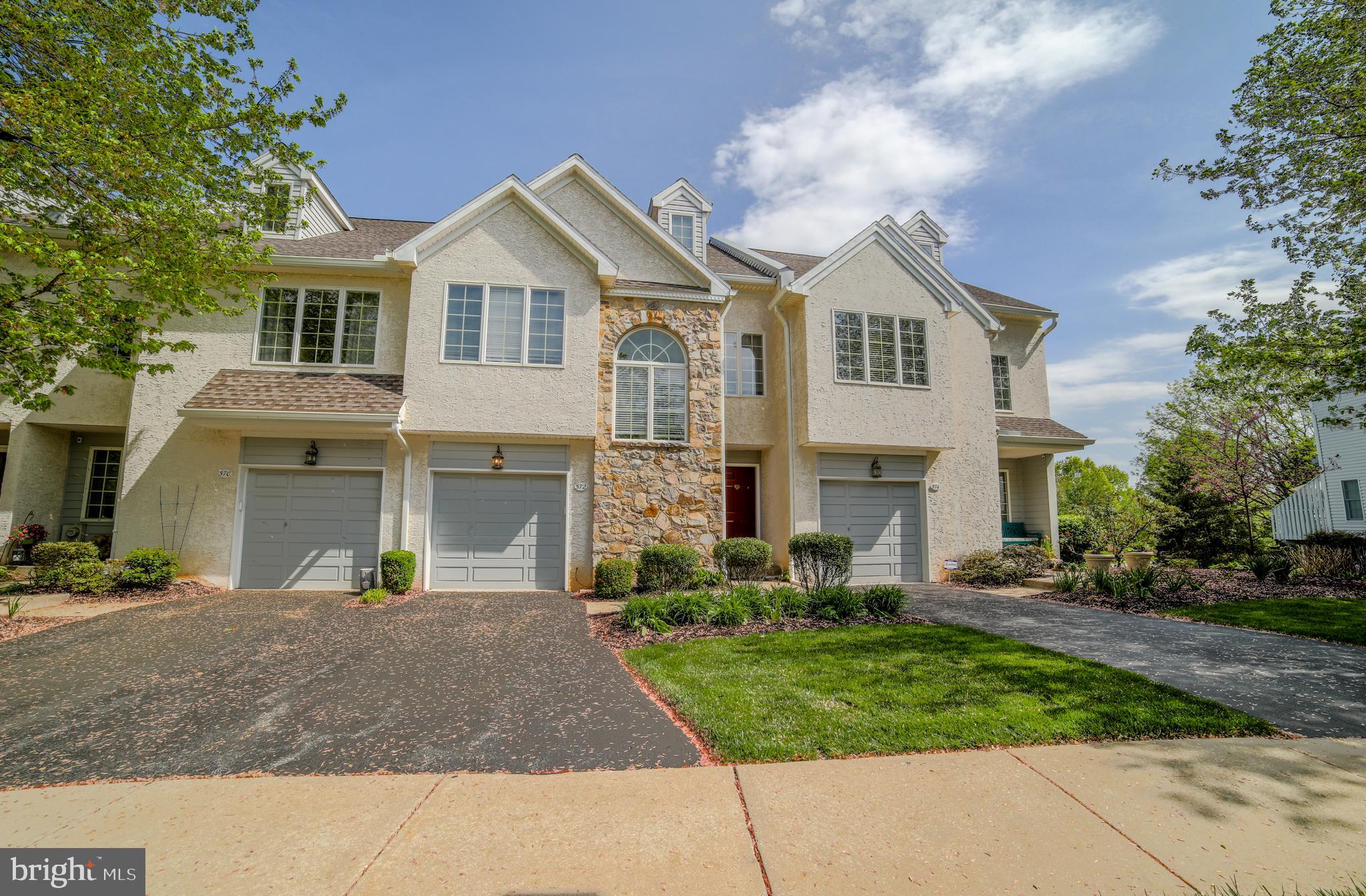 572 W Saxony Dr #572