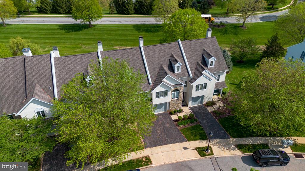 572 W Saxony Dr #572